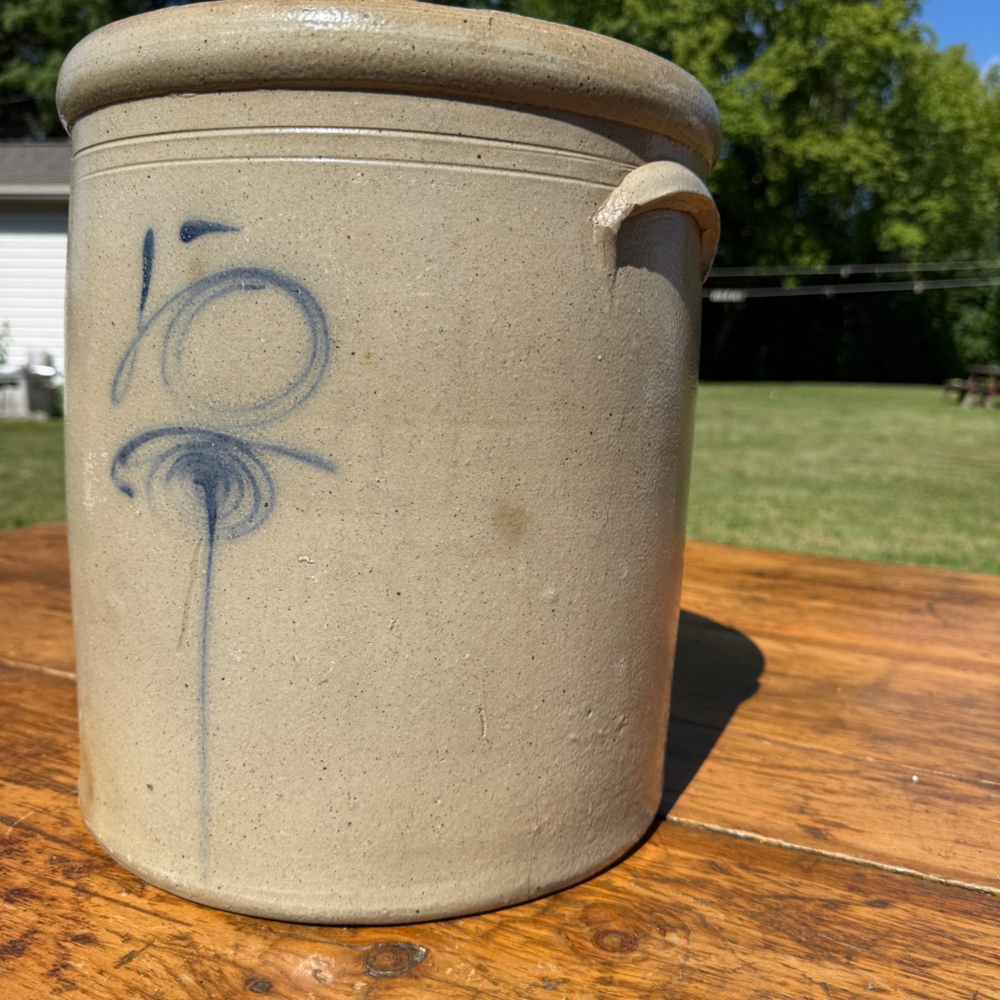 Antique 5-Gallon Salt Glazed Stoneware Cobalt Lazy Eight Design Akron, Ohio Primitive Farmhouse