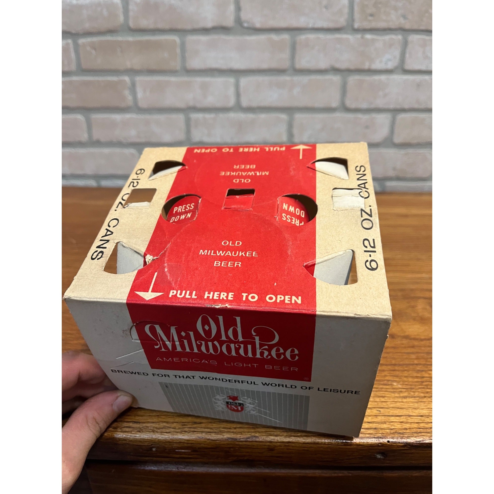 Vintage 1962 Old Milwaukee 6-Pack Cardboard Carrier for 12oz Flat Top Cans