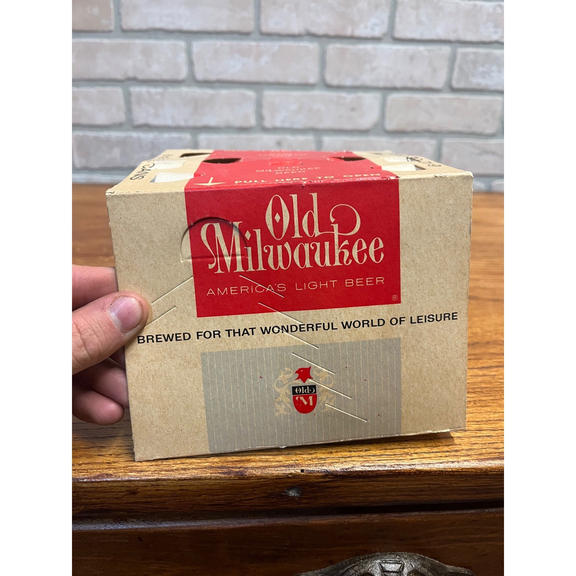 Vintage 1962 Old Milwaukee 6-Pack Cardboard Carrier for 12oz Flat Top Cans