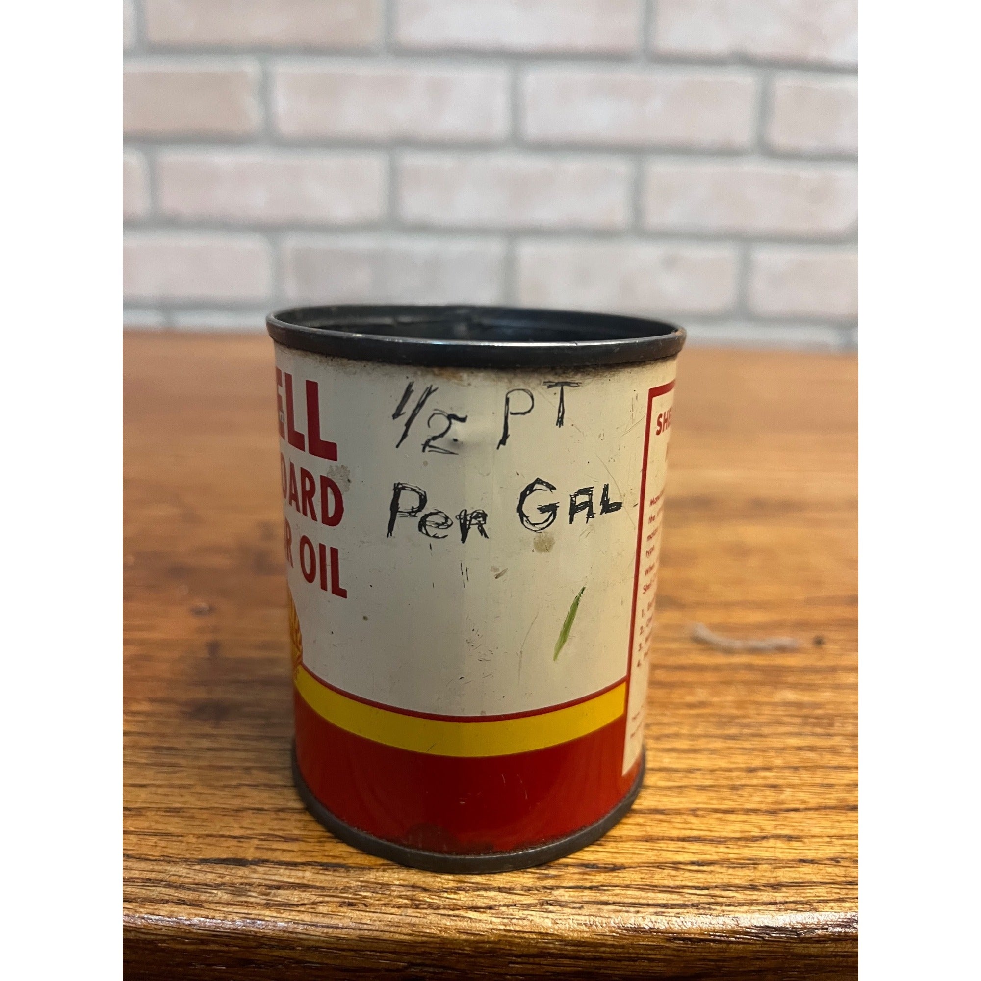 Vintage SHELL Oil Co Outboard Motor Oil Half Pint Metal Oil Gas Can