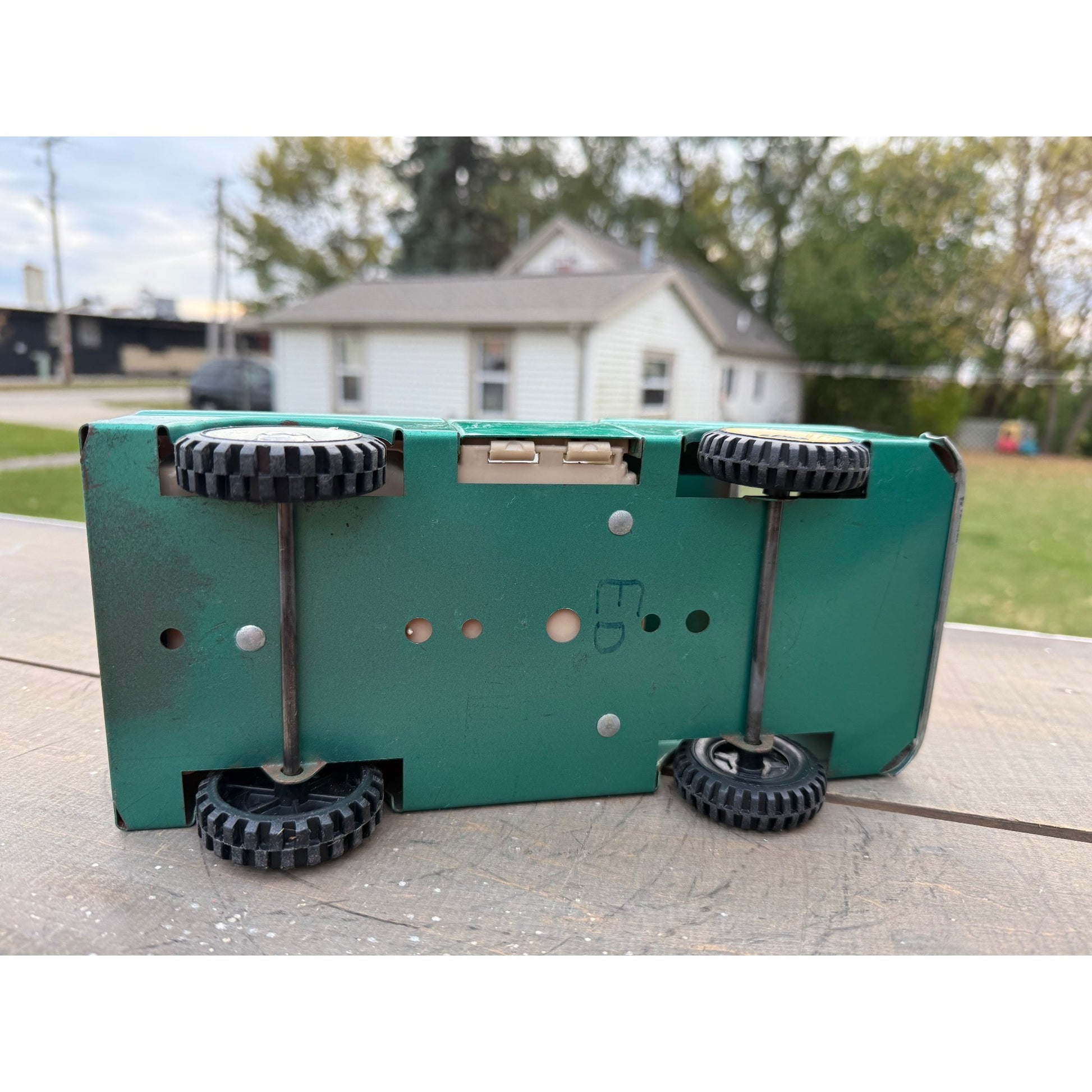 Vintage Structo Rampside Green Chevy Corvair Farm Truck Pressed Steel Toy