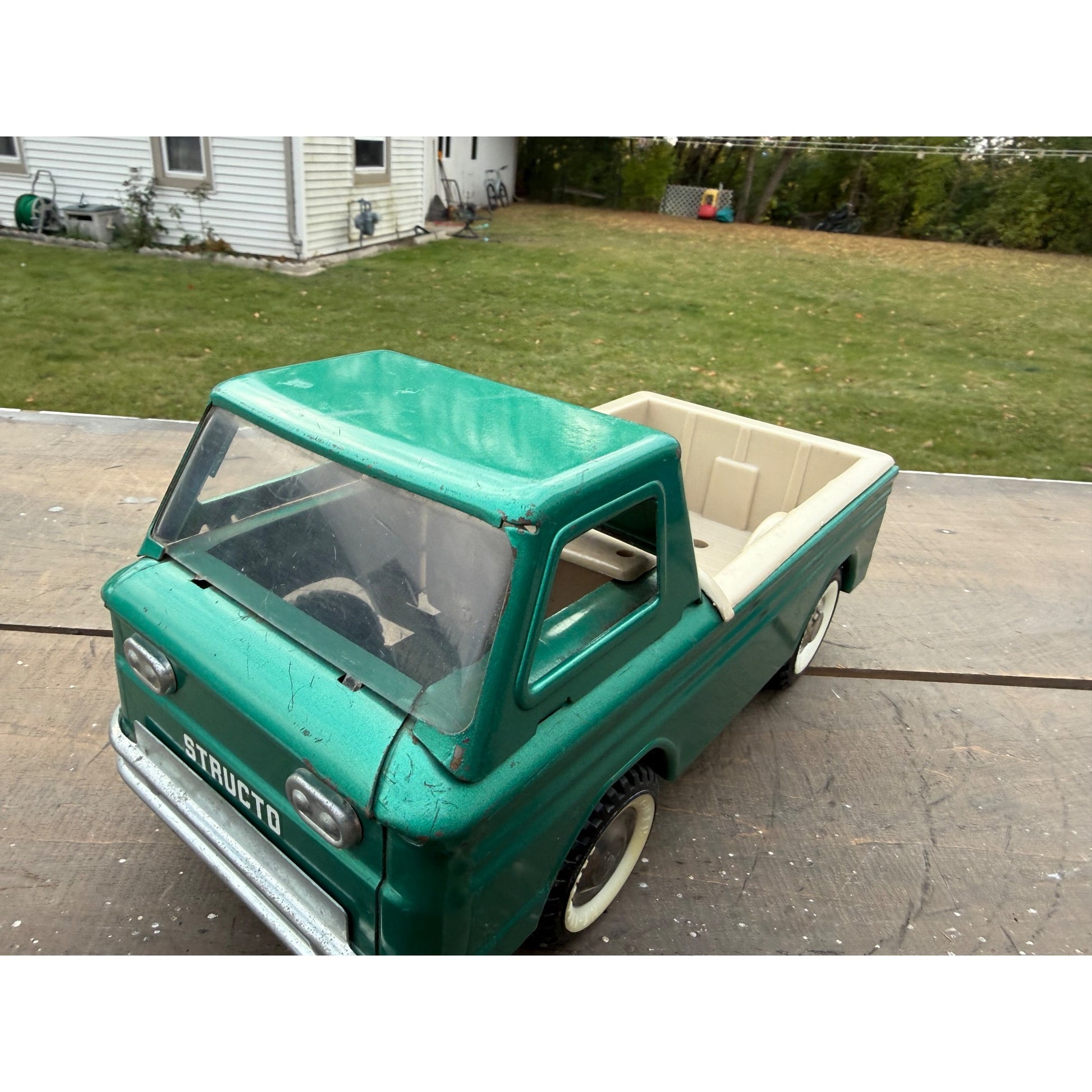 Vintage Structo Rampside Green Chevy Corvair Farm Truck Pressed Steel Toy