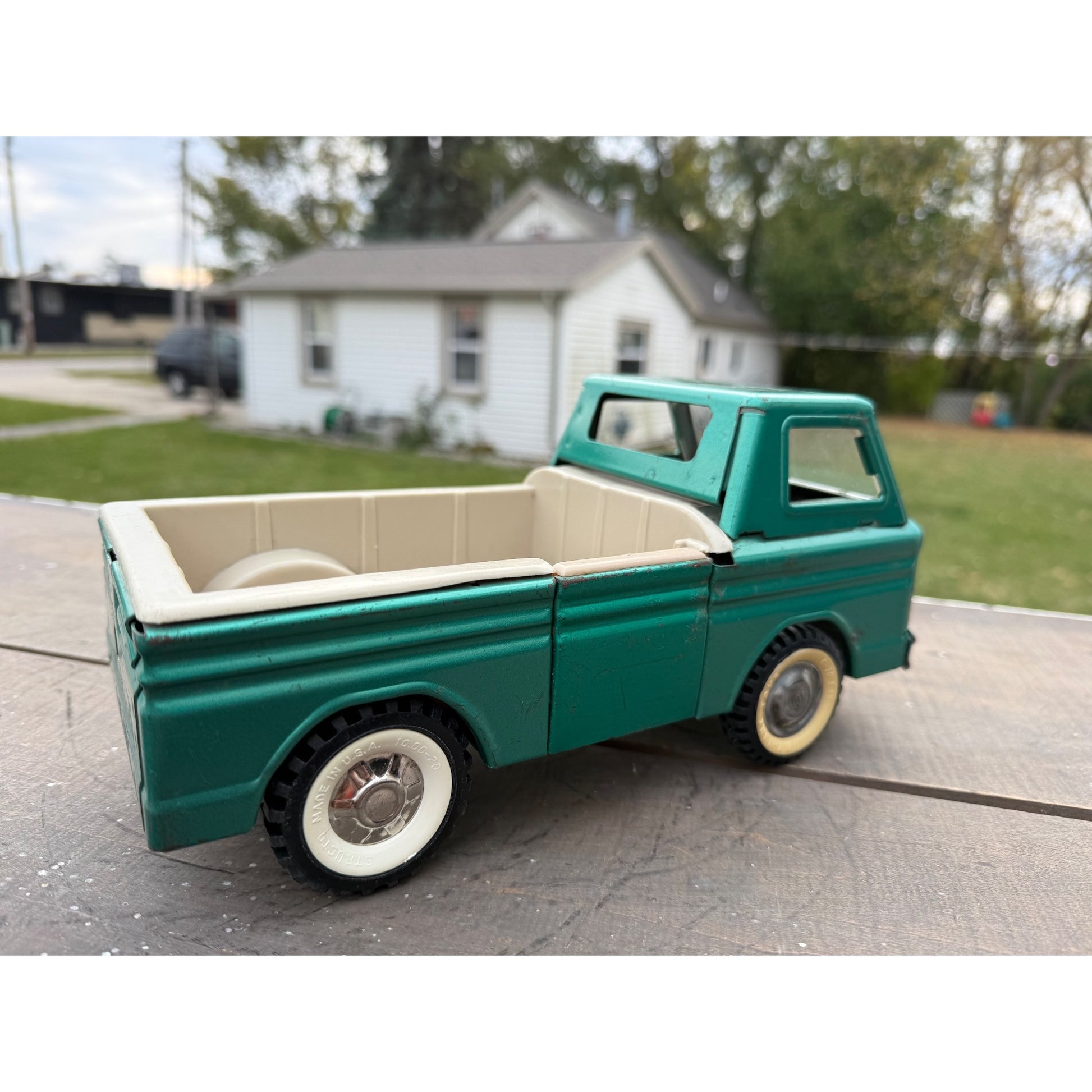 Vintage Structo Rampside Green Chevy Corvair Farm Truck Pressed Steel Toy