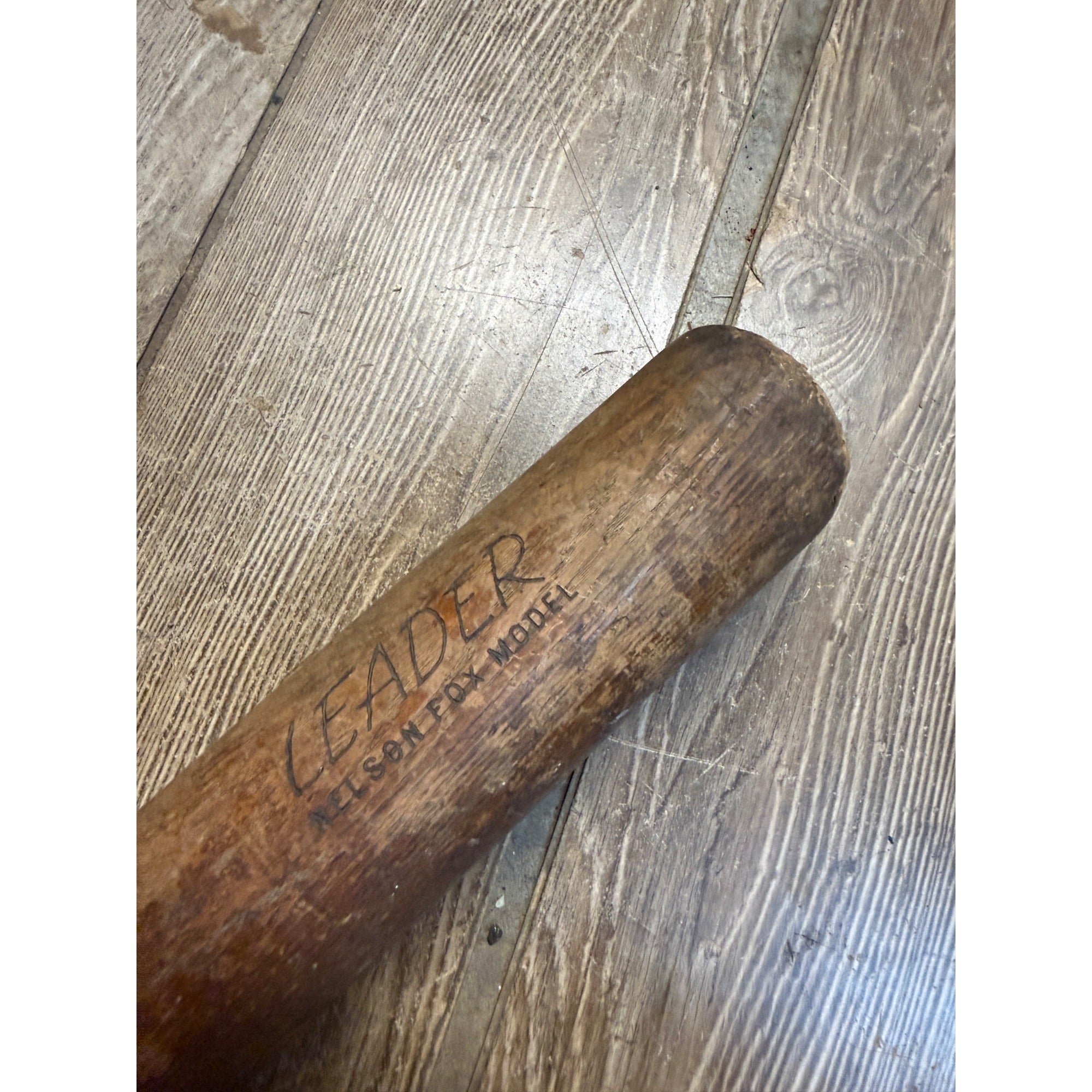 Vtg Louisville Slugger No 9. Hillerich Bradsby Nelson Fox Wooden Baseball Bat
