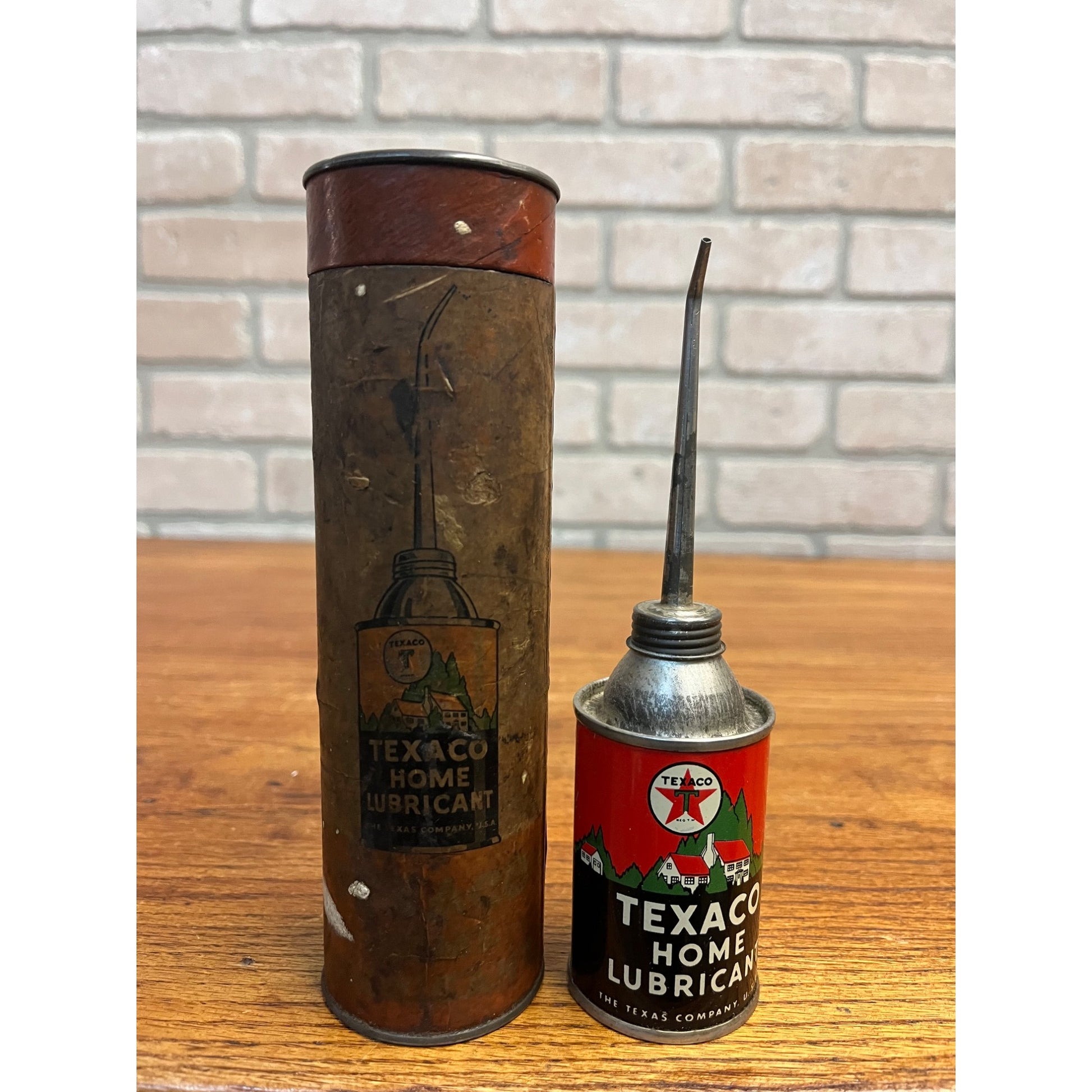 Texaco Oil Company Home Lubricant Cardboard Tube Holder and Handy Oiler Can