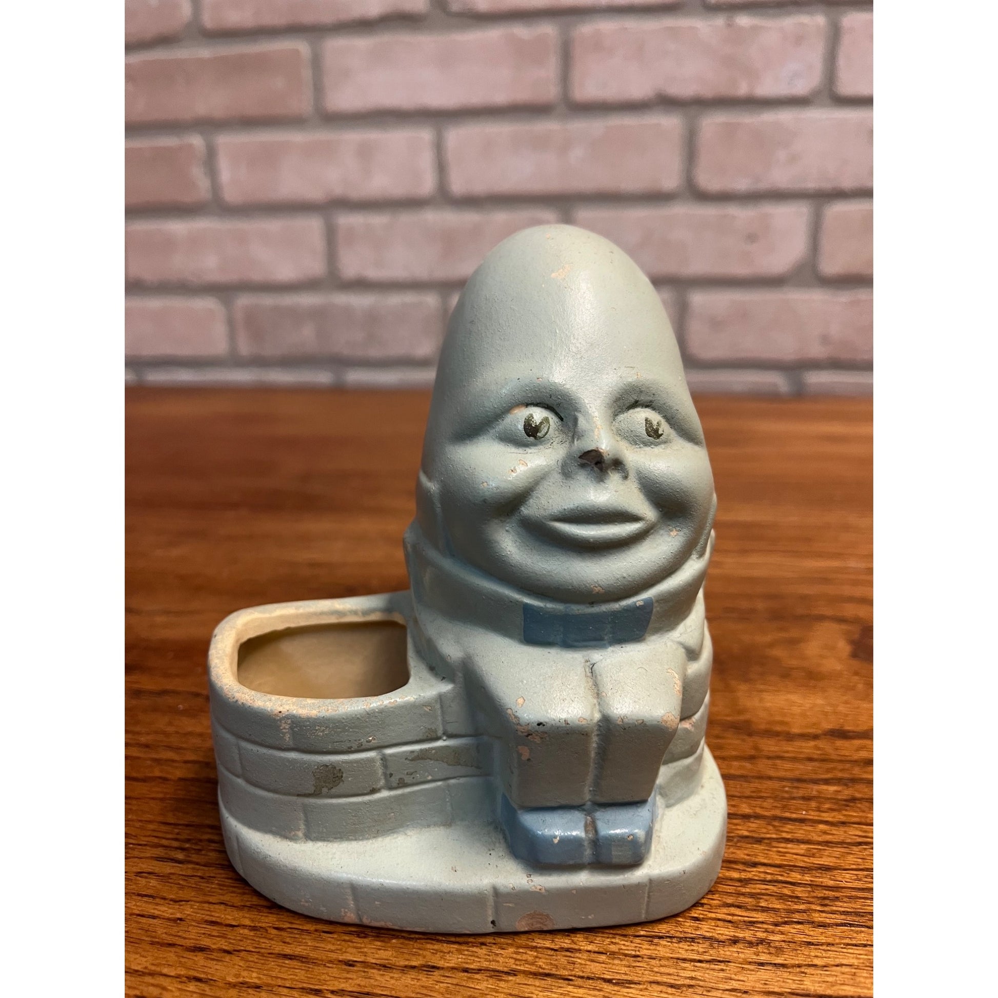 Vintage Ceramic Pottery Humpty Dumpty Blue Planter Nursery Rhyme Egg