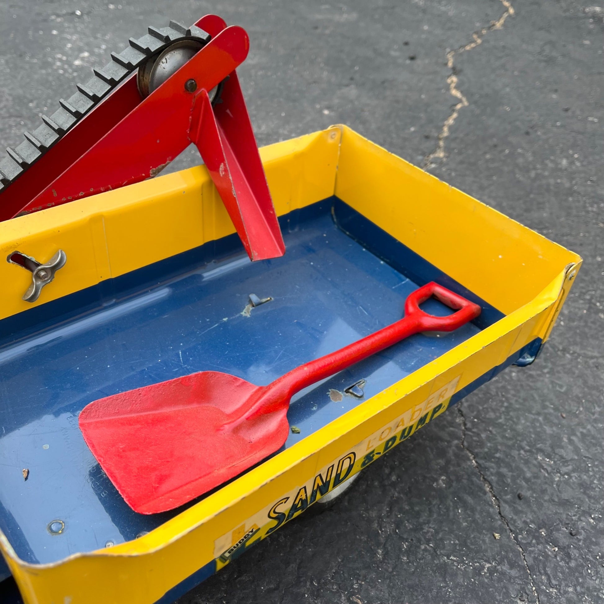 Vintage Buddy L International Sand Loader & Dump Truck 23" Pressed Steel Toy
