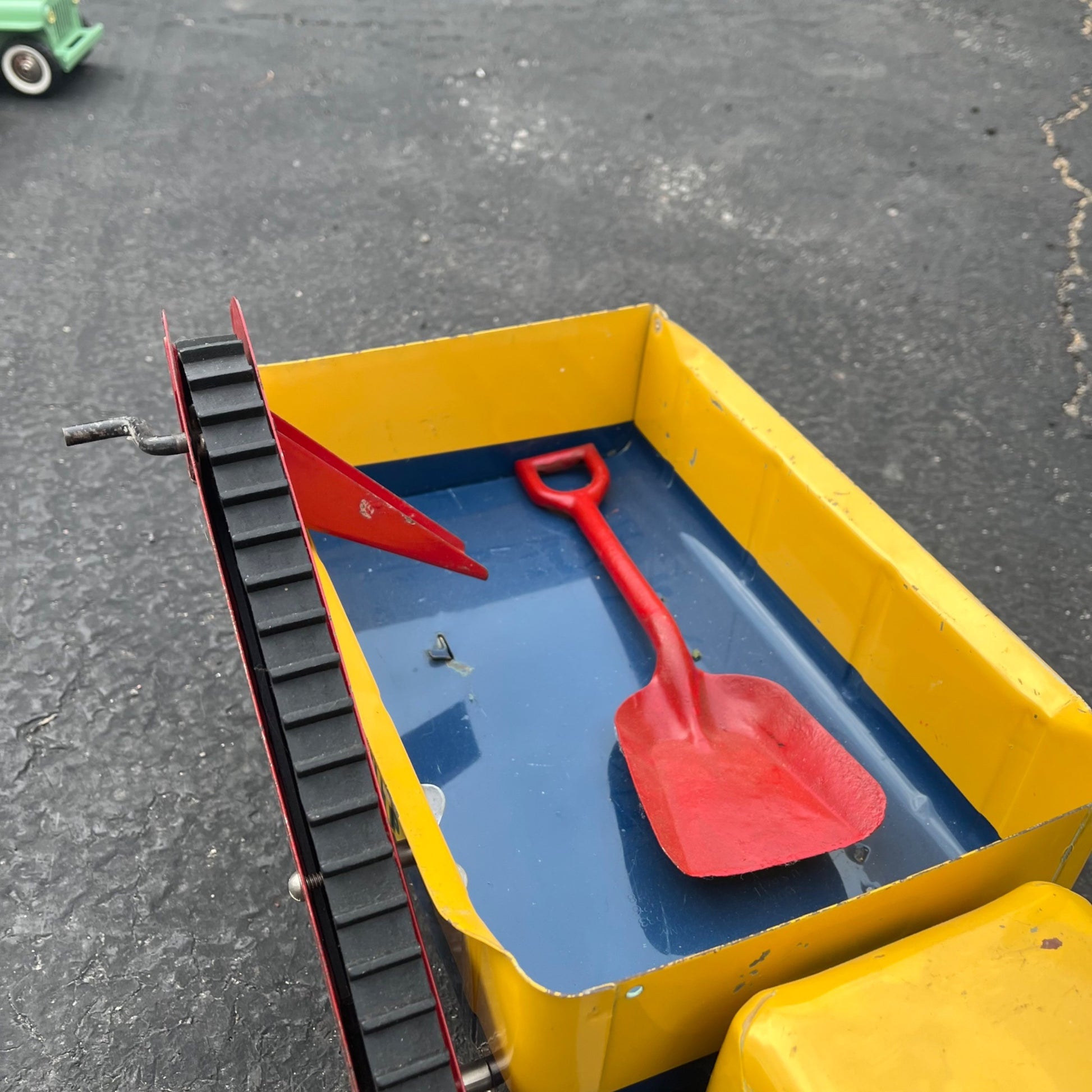 Vintage Buddy L International Sand Loader & Dump Truck 23" Pressed Steel Toy
