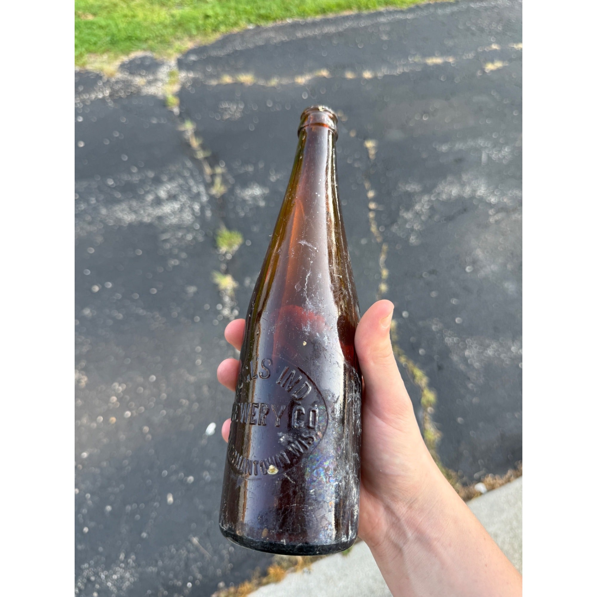 Antique Amber Vogl's Independent Brewery South Germantown Wis Beer Bottle