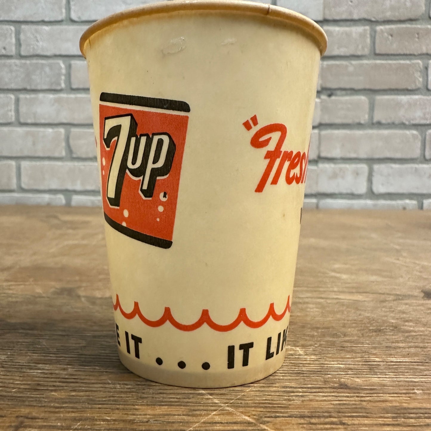 Vintage 7up 9oz Fresh Up Soda Promotional Wax Paper Cup