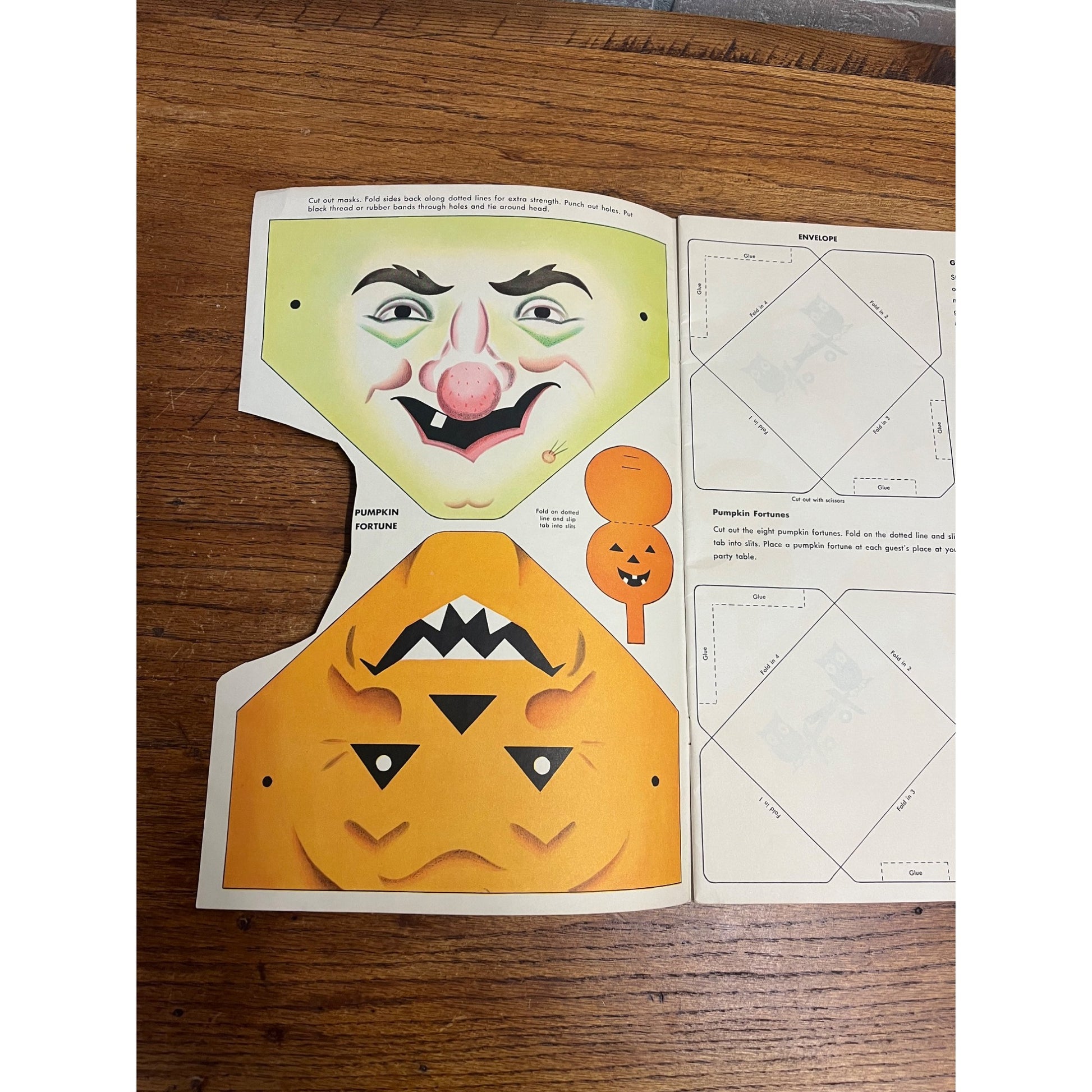 Vintage Halloween Childrens Cut Out Party Book Whitman 1954 - Partial