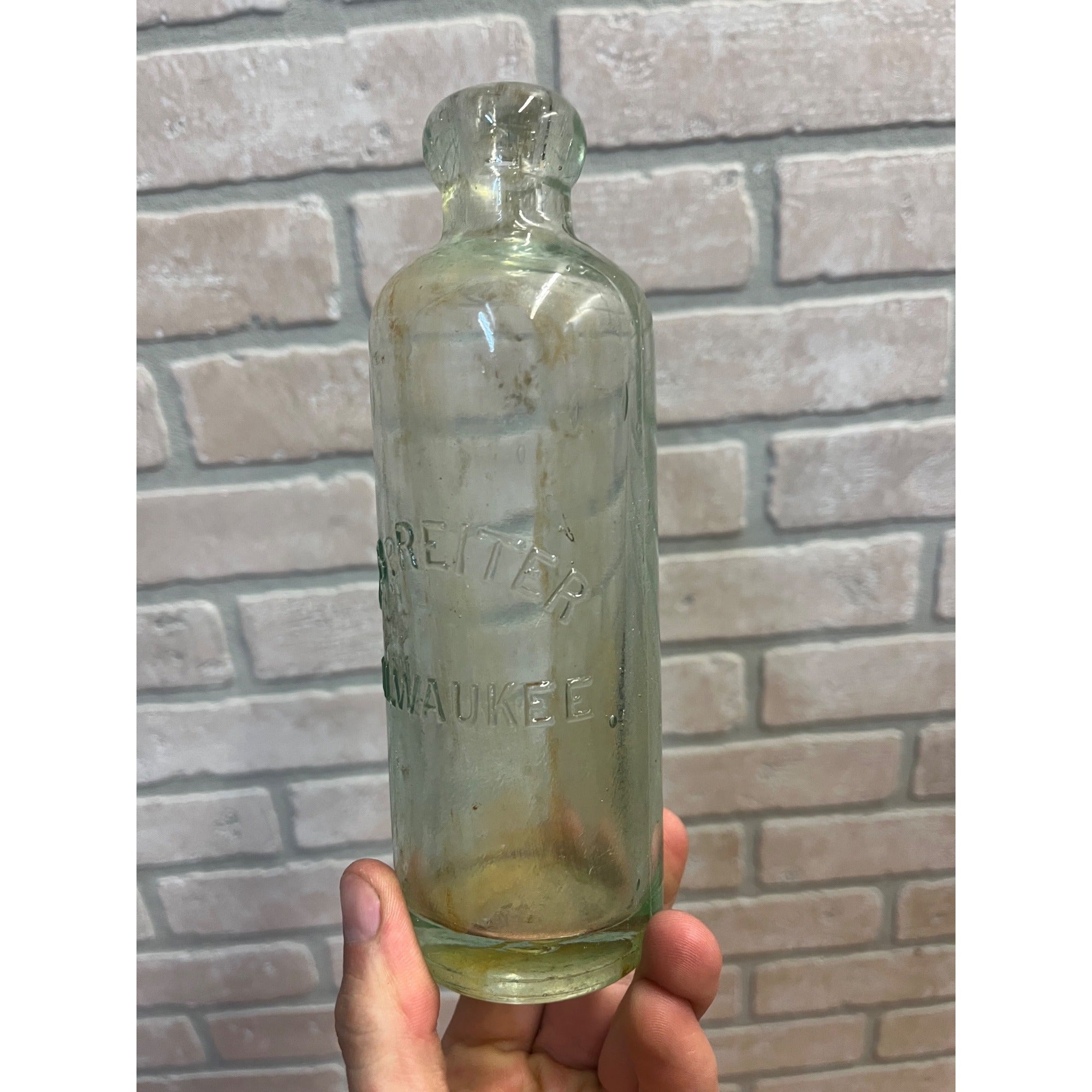 J.B. Reiter c1890s Milwaukee Wis Blue Soda Beer Bottle Blob Top Hutchinson