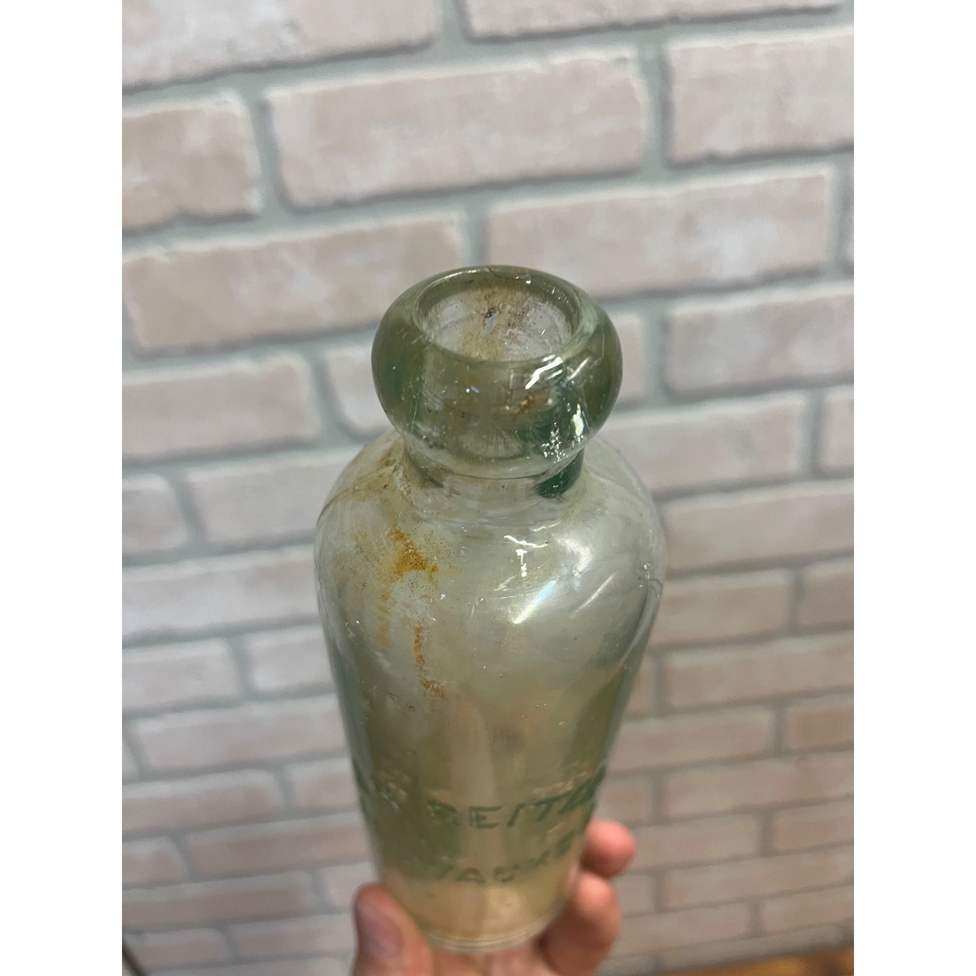 J.B. Reiter c1890s Milwaukee Wis Blue Soda Beer Bottle Blob Top Hutchinson