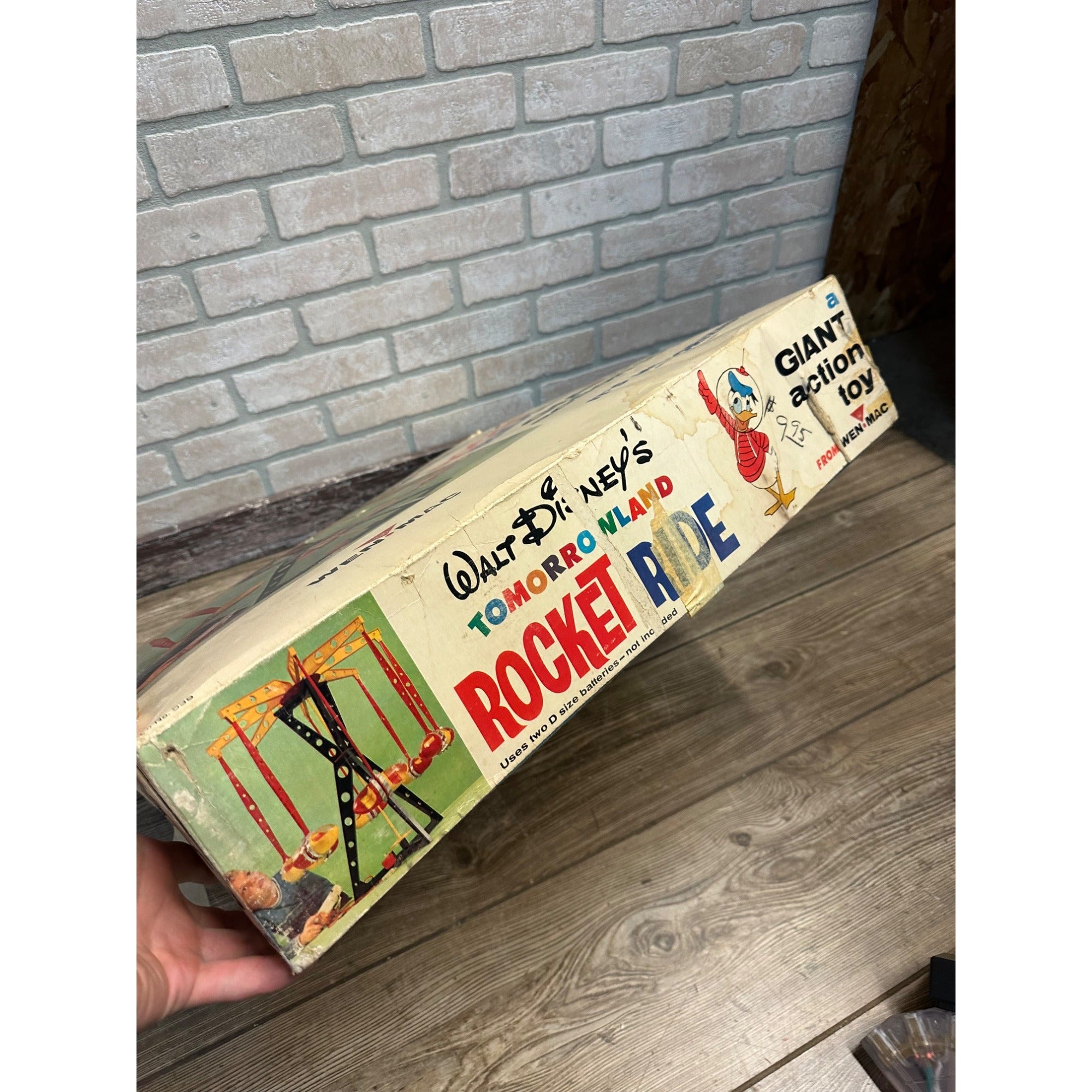 WALT DISNEY'S TOMORROWLAND ROCKET RIDE GIANT TOY WEN MAC VINTAGE RARE