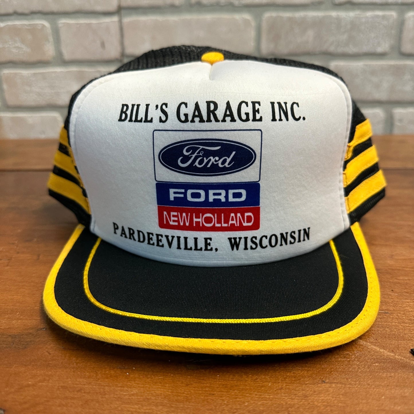 Vintage Ford New Holland Wis Retro Snapback Mesh Trucker Hat Cap 3-Stripe