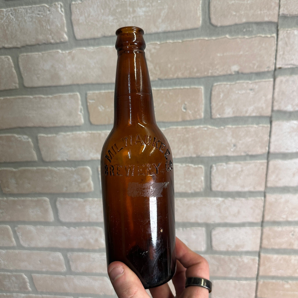Pre-Pro Vintage Milwaukee Brewery Beer Bottle Amber Embossed Wisconsin WI