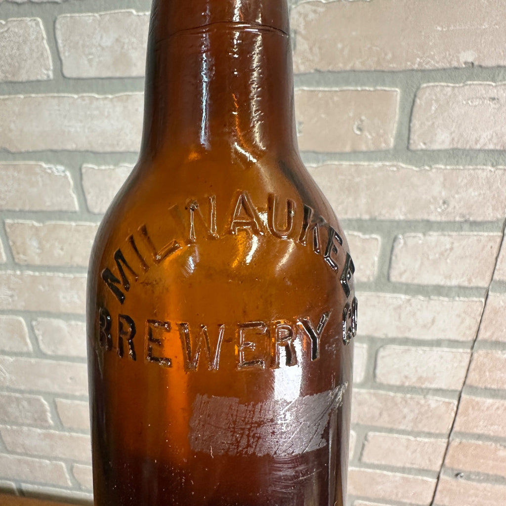 Pre-Pro Vintage Milwaukee Brewery Beer Bottle Amber Embossed Wisconsin WI