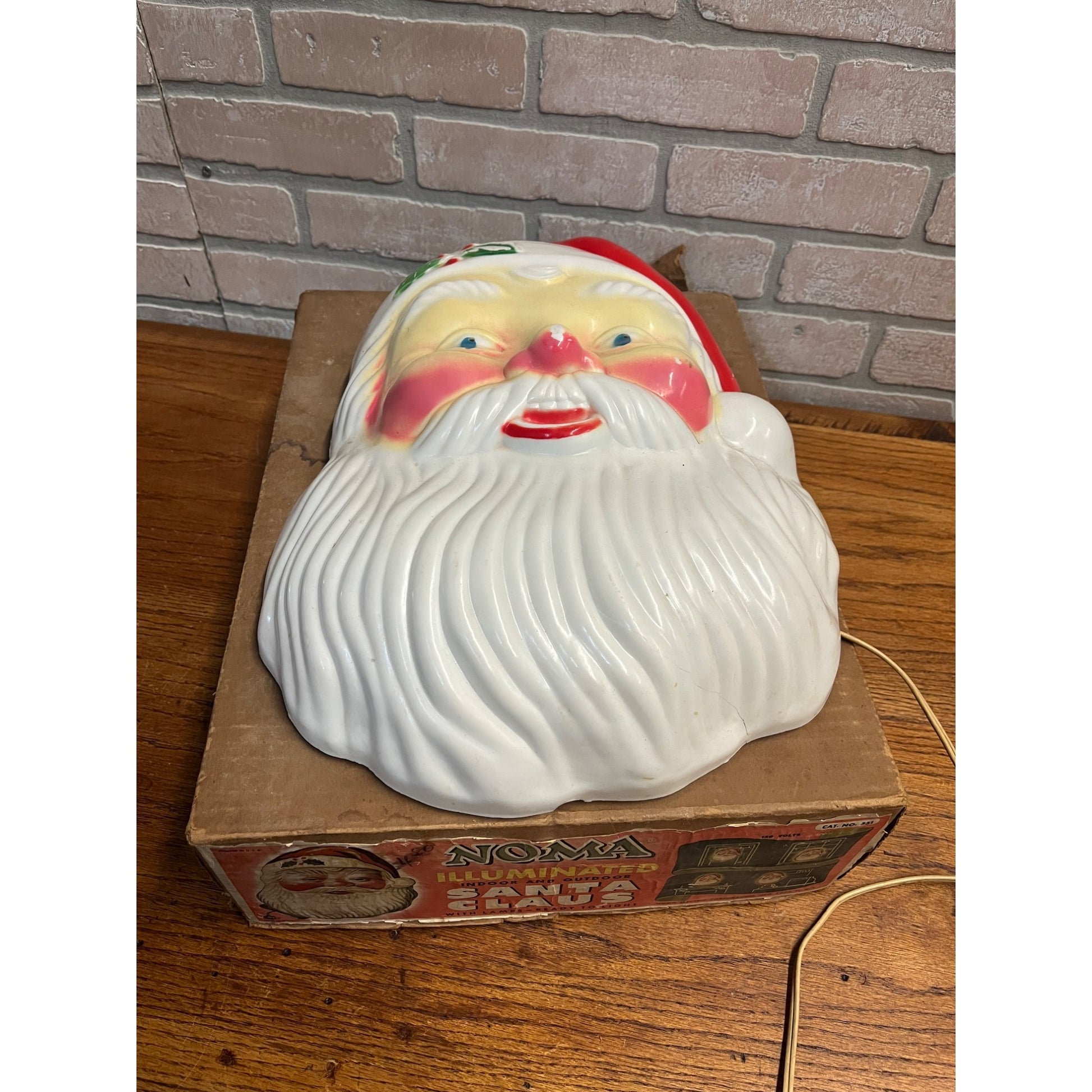 Vintage NOMA Light Up Santa Claus Face Head Christmas Plastic w/ BOX - AS-IS