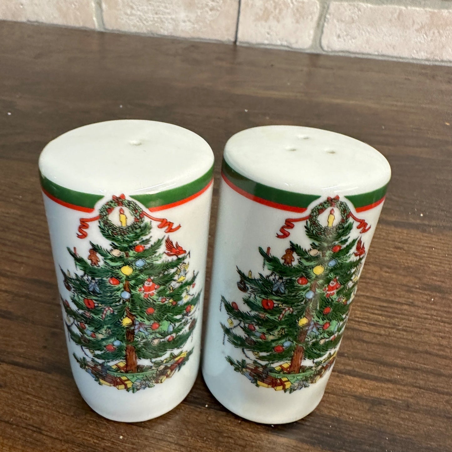 Topco Porcelain China Christmas Ribbons & Christmas Tree Sugar Salt & Pepper Set