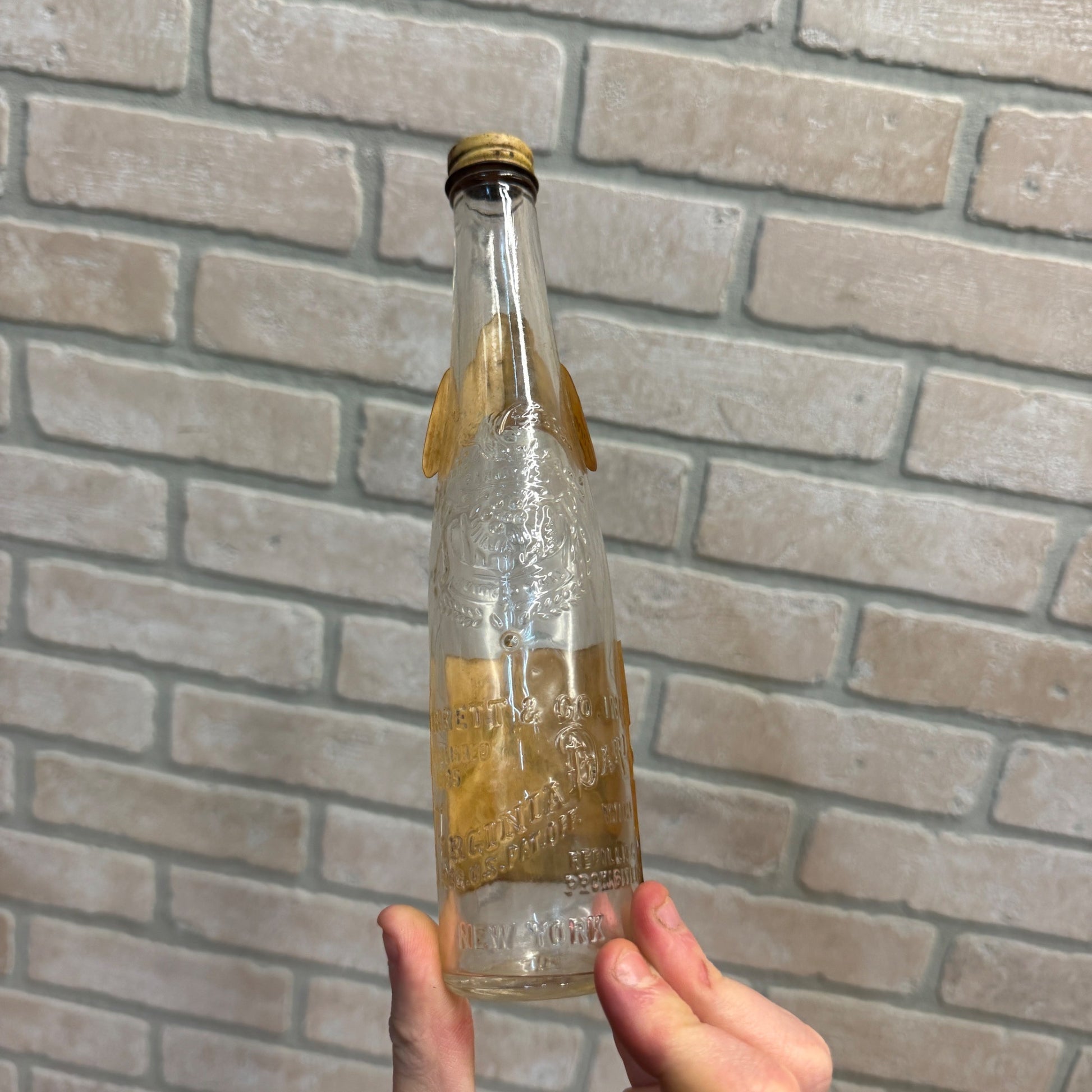 Vintage GARRETT'S VIRGINIA DARE WHITE WINE BOTTLE w/ LABELS & CAP 2/5 PINT EMPTY