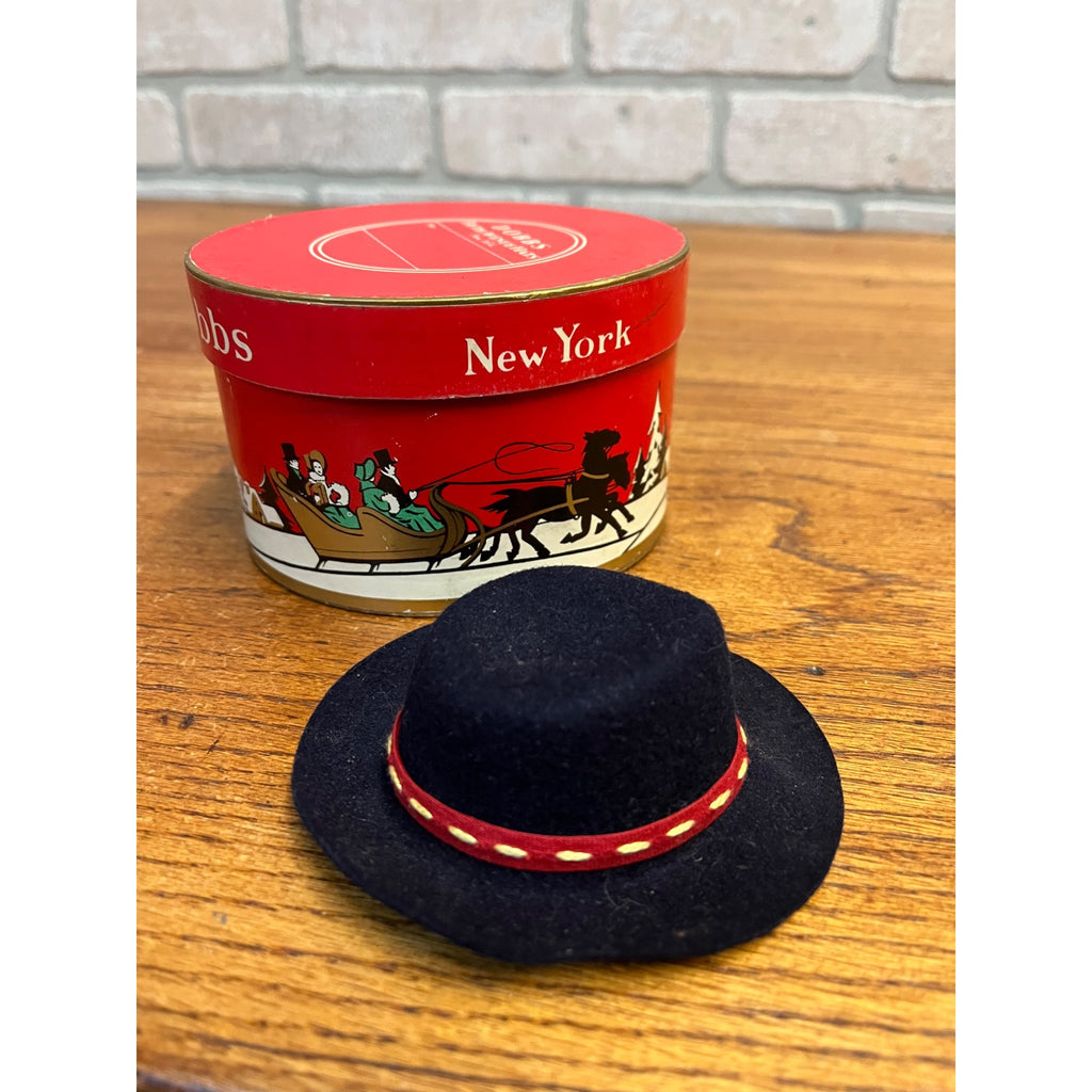 Antique Dobbs Fifth Avenue Salesman Sample Hat + Christmas Scene Box