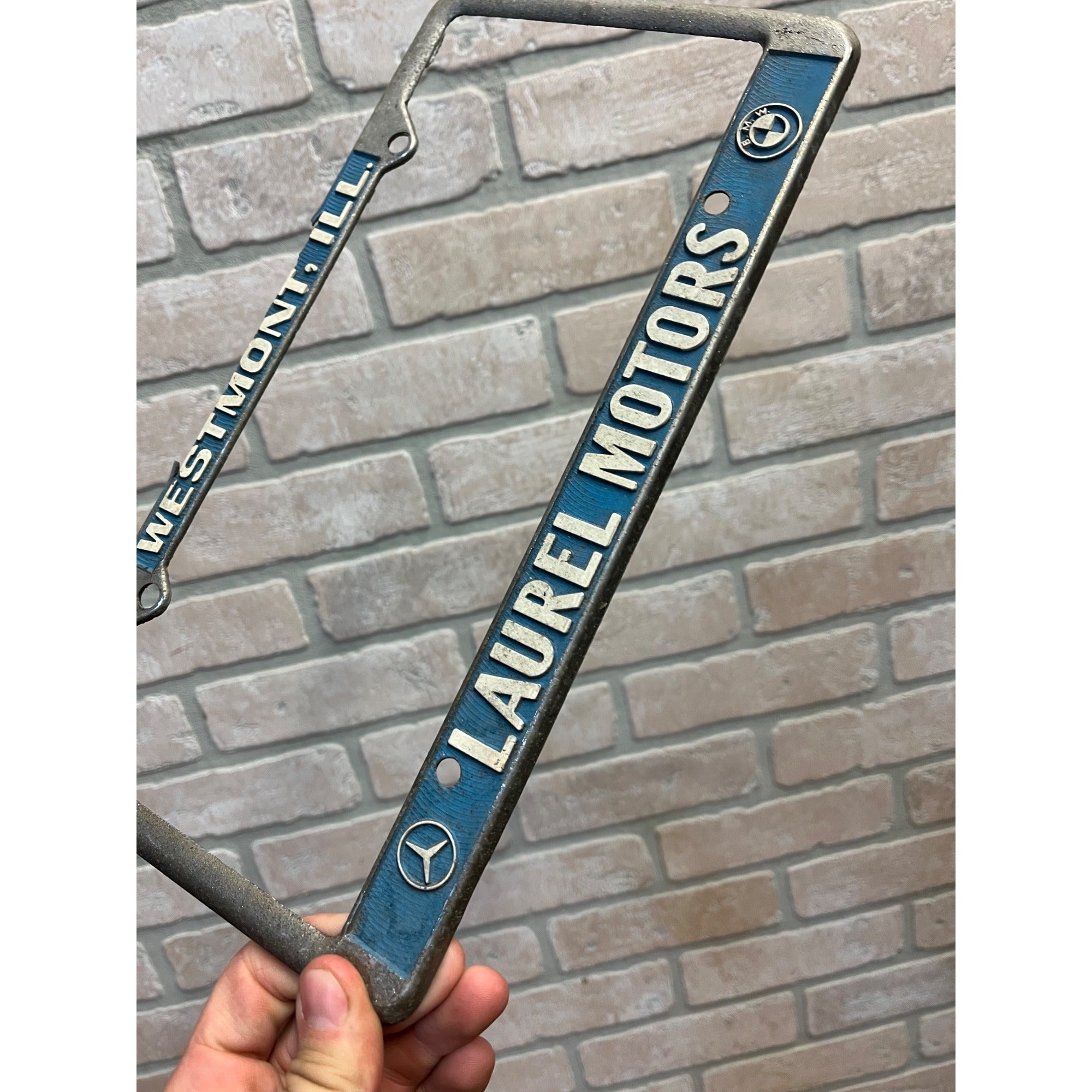 Vintage Laurel Motors Westmont IL Mercedes-Benz BMW Metal License Plate Frame