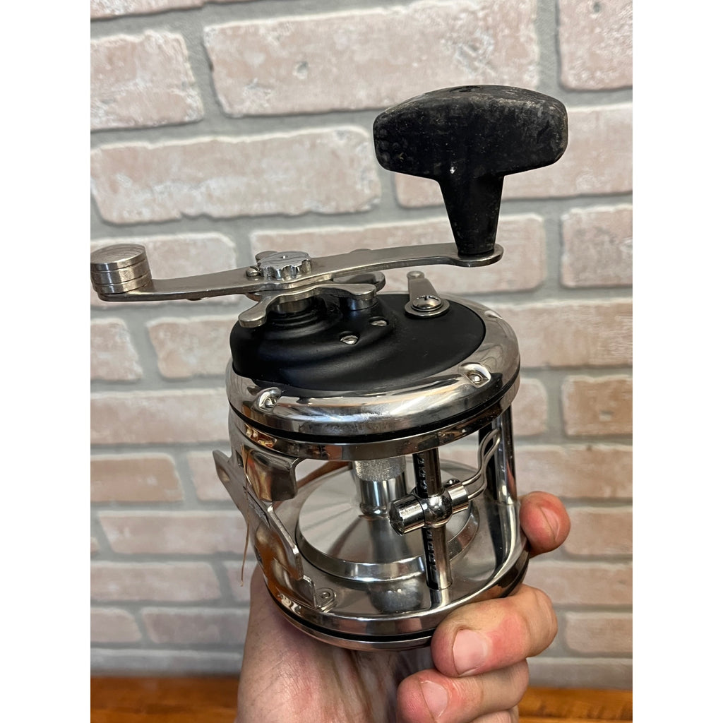 Penn 230GTO Level Wind Fishing Reel Big Game Fishing Reel Lot (2) Pair - Used