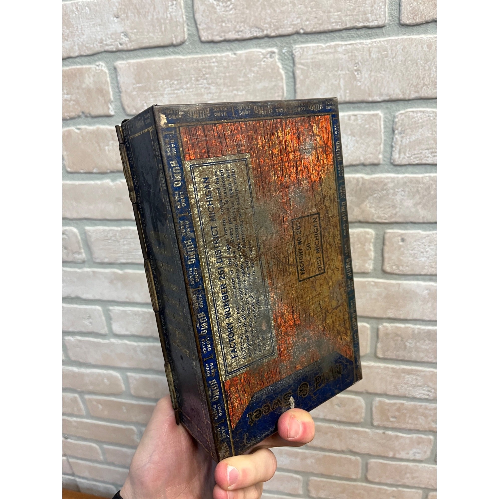 Vintage Humo Tin Metal Cigar Box Advertising Detroit Michigan Cressman Cigar Co.