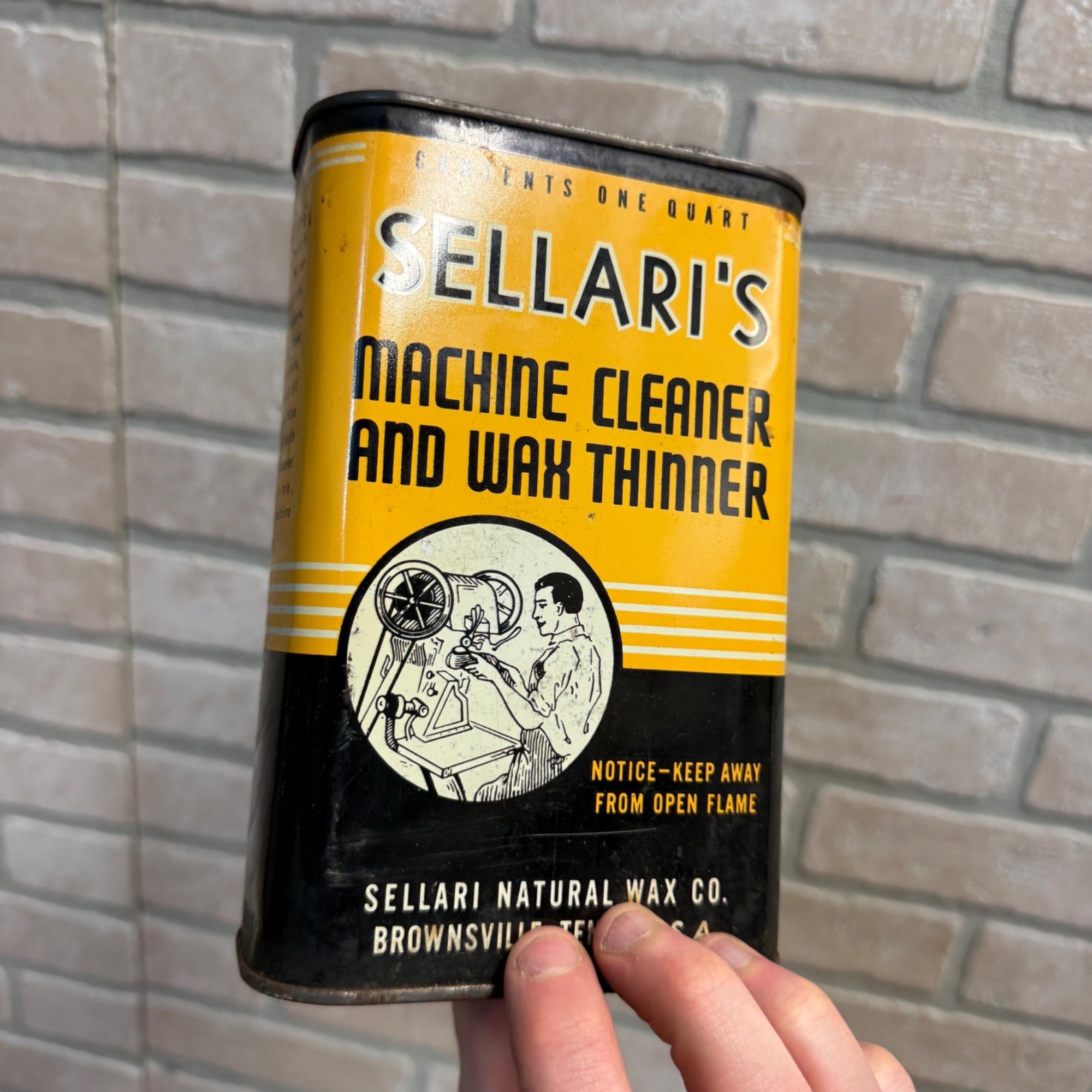 Vintage Sellari Natural Wax Co. Machine Cleaner Advertising Empty Can Decor