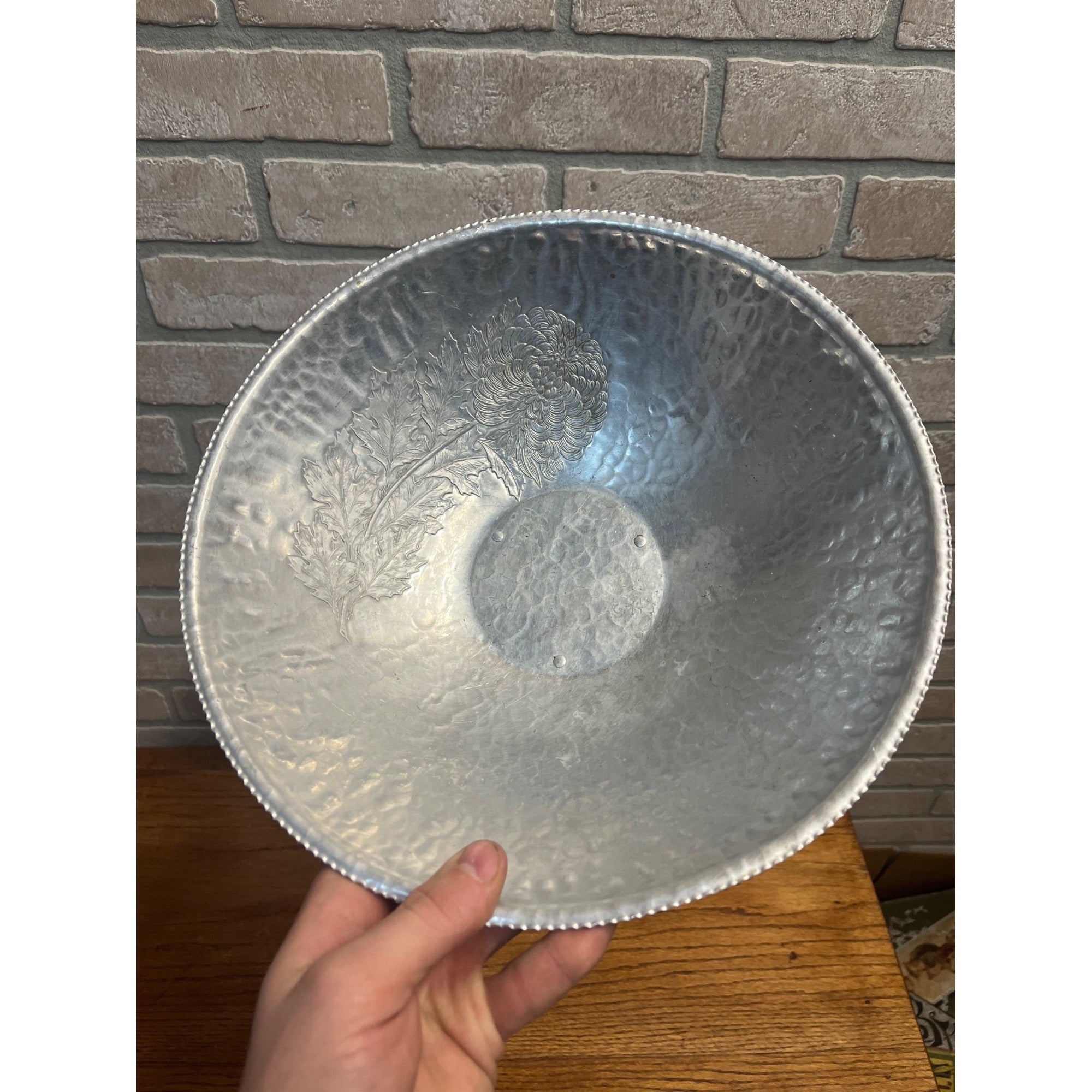 Vintage Mid Century Aluminum Fruit Bowl Mum Decorative Kitchen Decor Hammered
