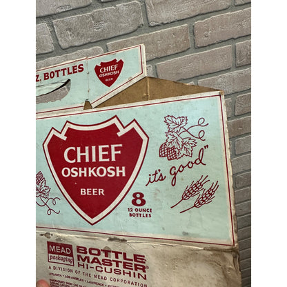 Vintage Chief Oshkosh Beer, 8 Pack Bottle Carrier Cady Case Tote Wisconsin Brewery