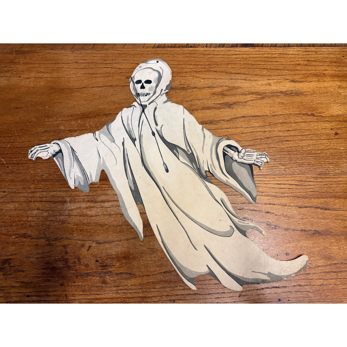 Scarce 1929 Vintage Dennison Halloween Floating Spectre Floating Ghost Diecut