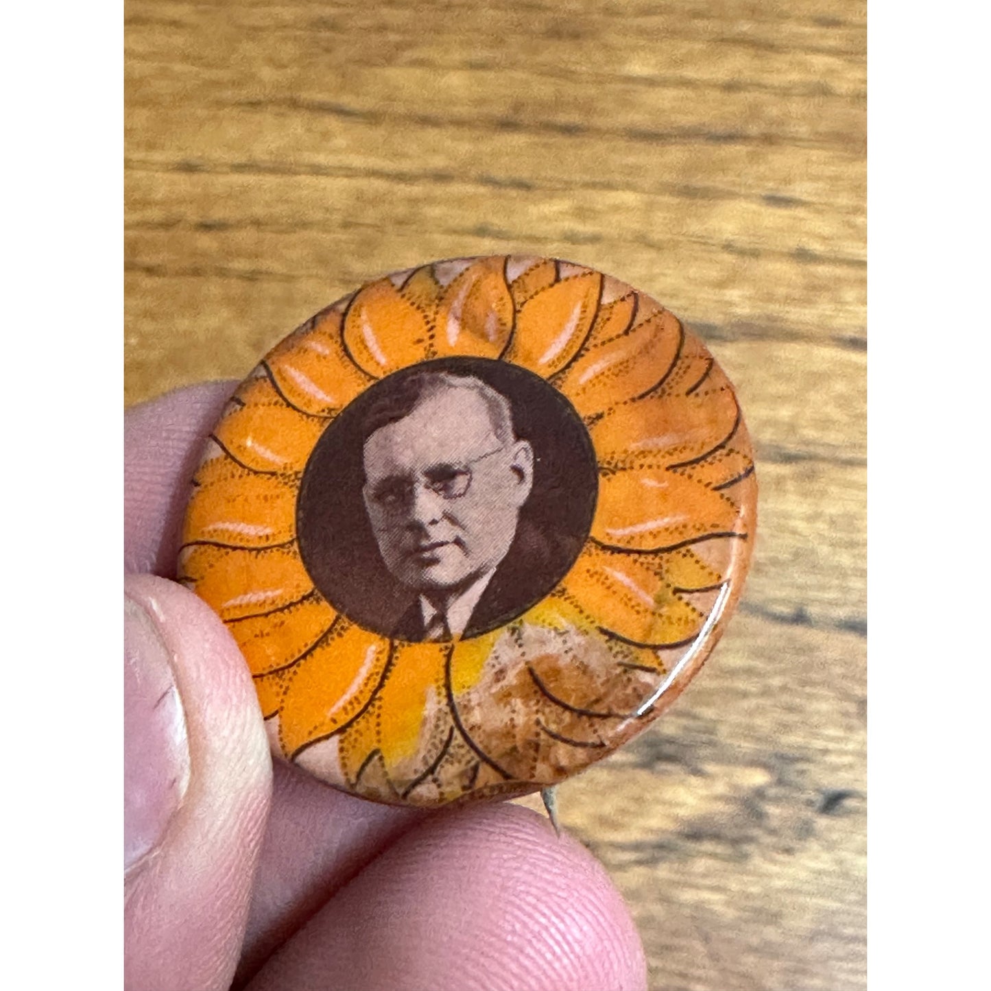 Vintage 1936 Alf Landon 1.5" Sunflower Presidential Campaign Button + Photo Pin 1-1/2"