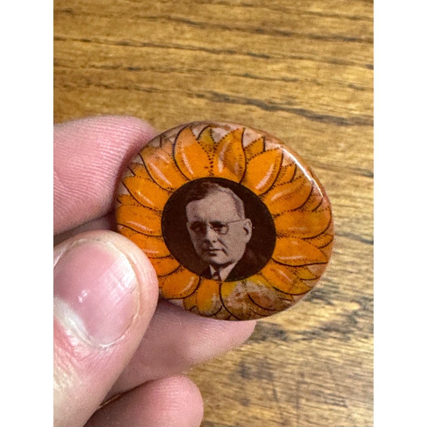 Vintage 1936 Alf Landon 1.5" Sunflower Presidential Campaign Button + Photo Pin 1-1/2"