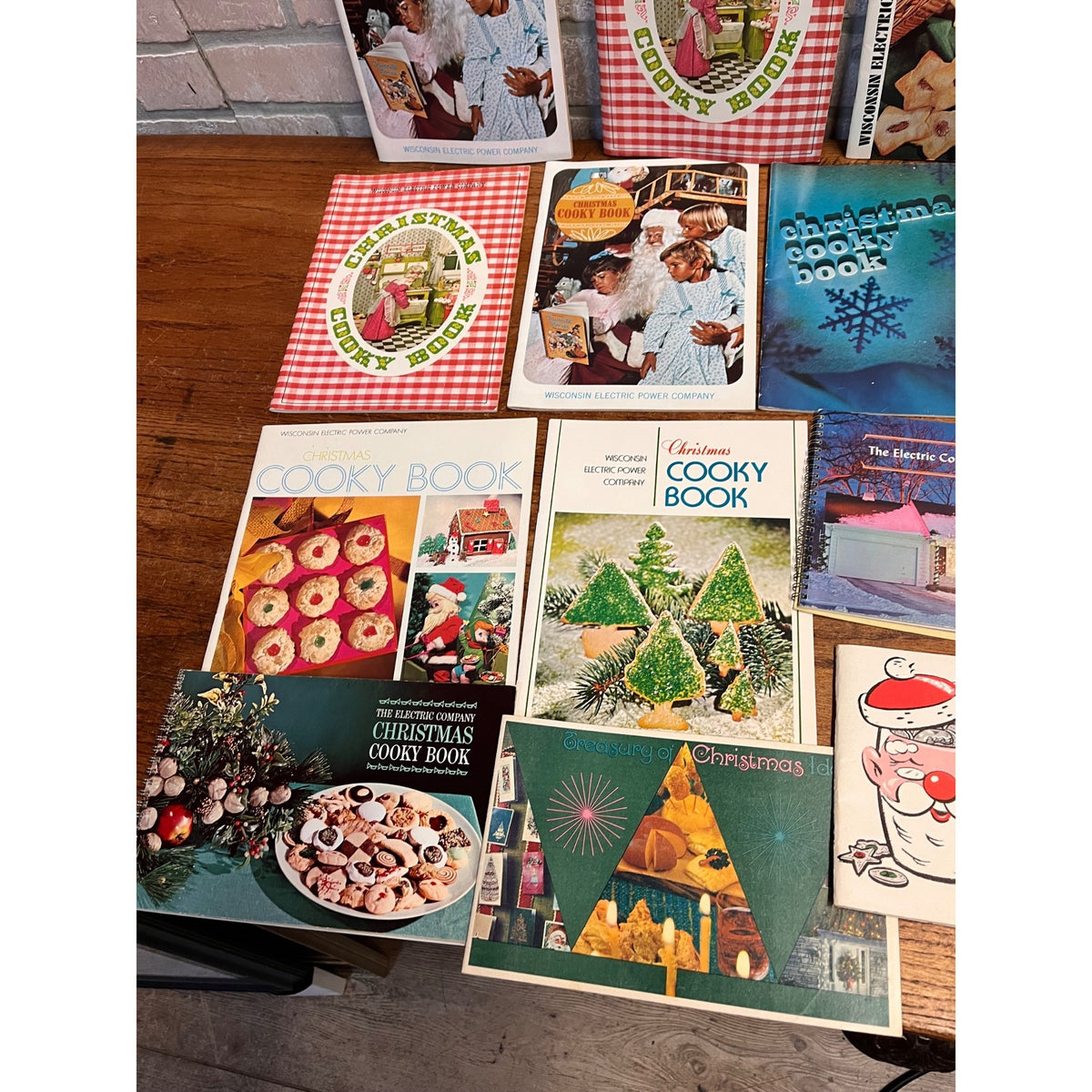 Vintage Wisconsin Electric Power Company Christmas Cooky Book Cookie Recipes Lot