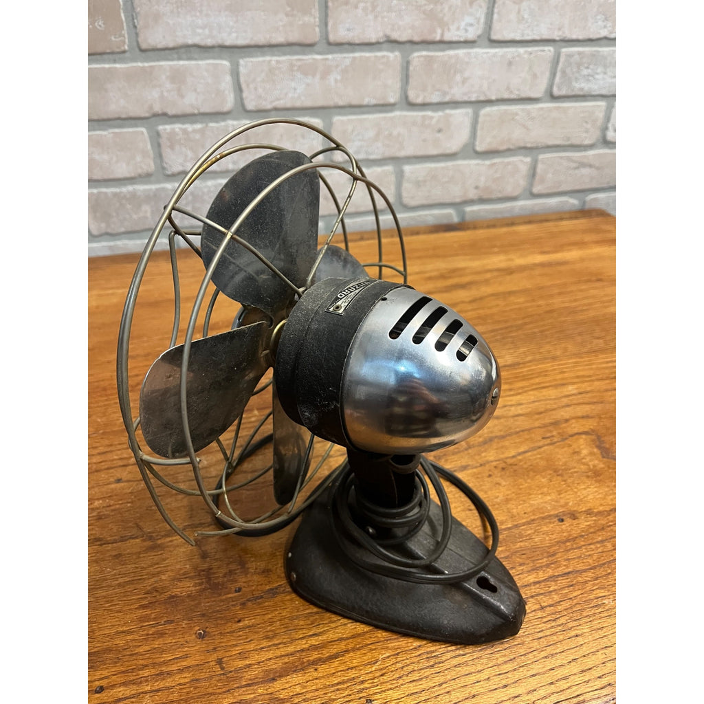 Vintage WIZARD Single Speed Model 1100J Tabletop Fan Metal Tested Runs 10"