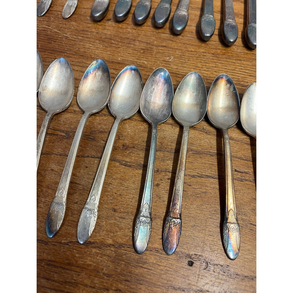 Vintage Rogers 1847 Flatware Service for (8) First Love Pattern Silverplate 56pc