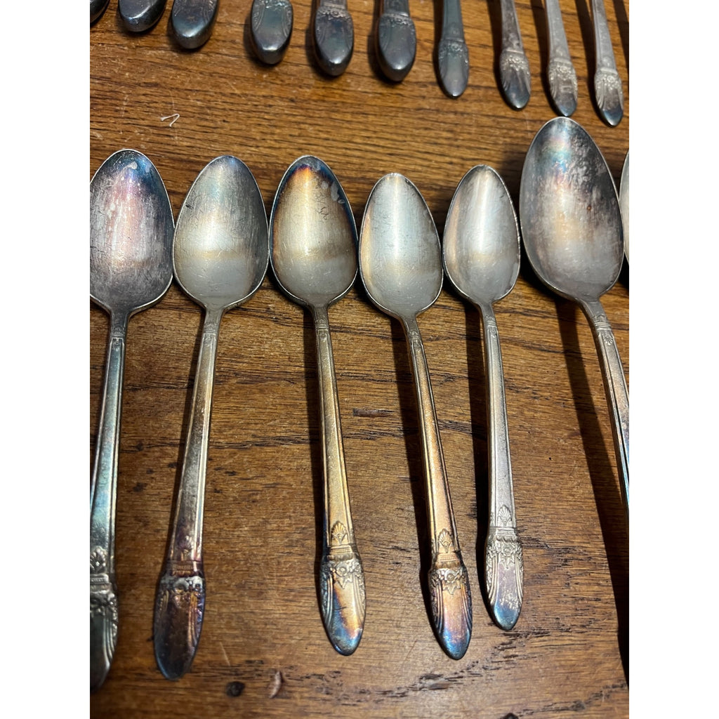 Vintage Rogers 1847 Flatware Service for (8) First Love Pattern Silverplate 56pc