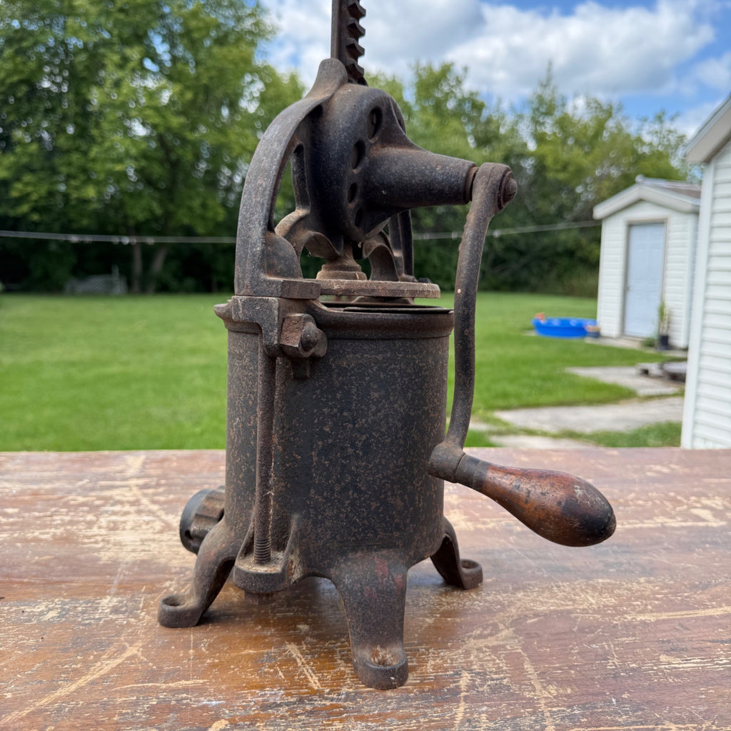 Vintage Enterprise Cast Iron RARE Small 2qt Fruit Wine Lard Sausage Stuffer Press