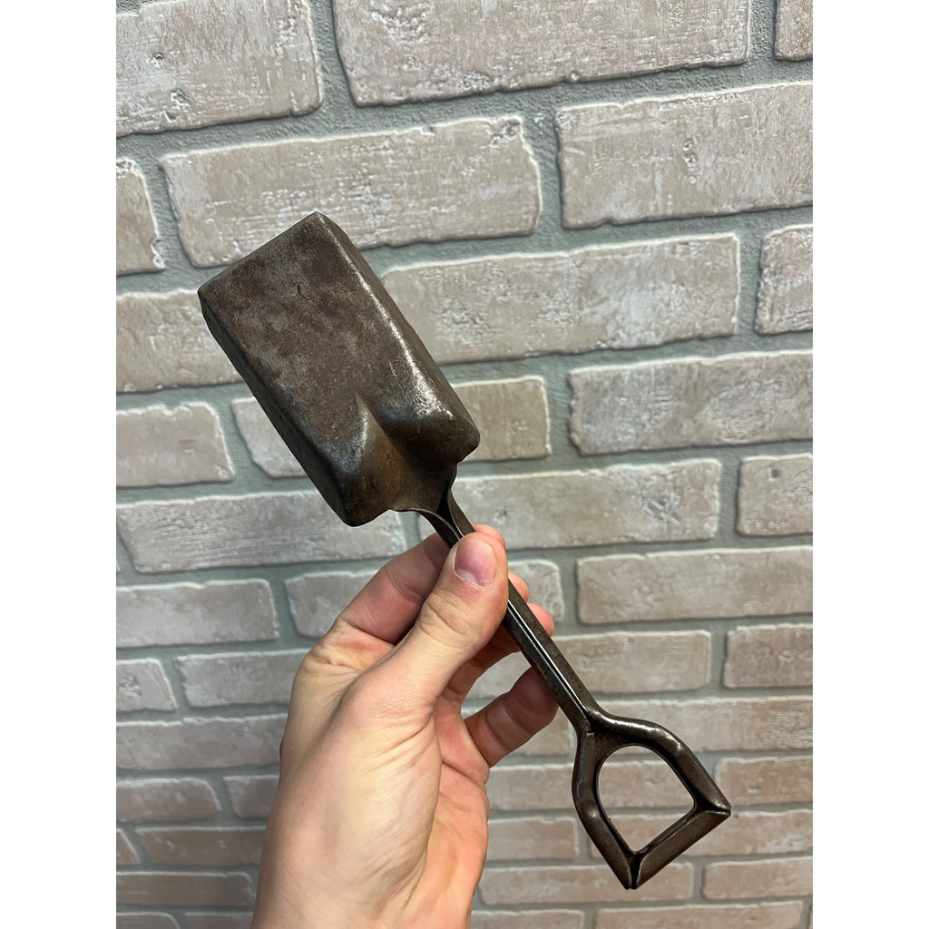 Vintage 1930s Toy Metal Pressed Steel Sand Shovel Scoop 9.5" Heavy Duty