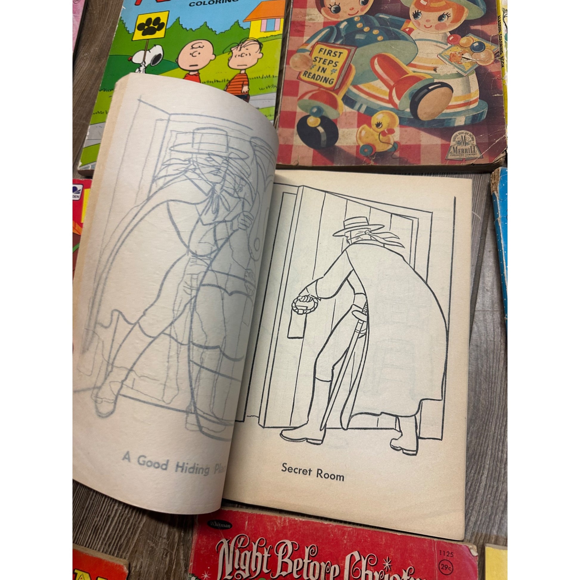 Vintage 1960s-1980s Children's Coloring Books Batman Aladdin Peanuts Disney ++