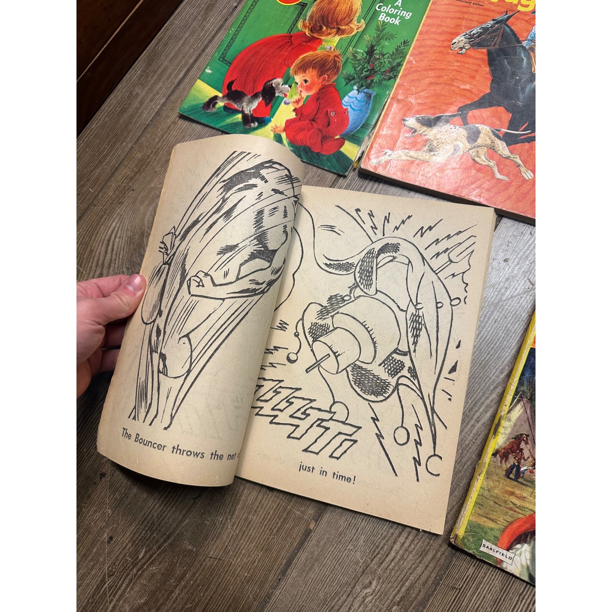 Vintage 1960s-1980s Children's Coloring Books Batman Aladdin Peanuts Disney ++