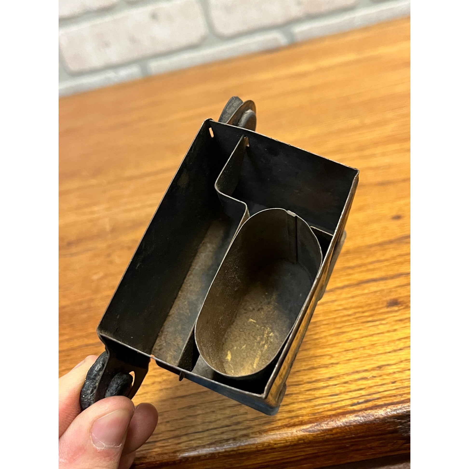 RARE Vintage Mi Wauki Cigars Tin Advertising Match & Cigarette Holder Milwaukee