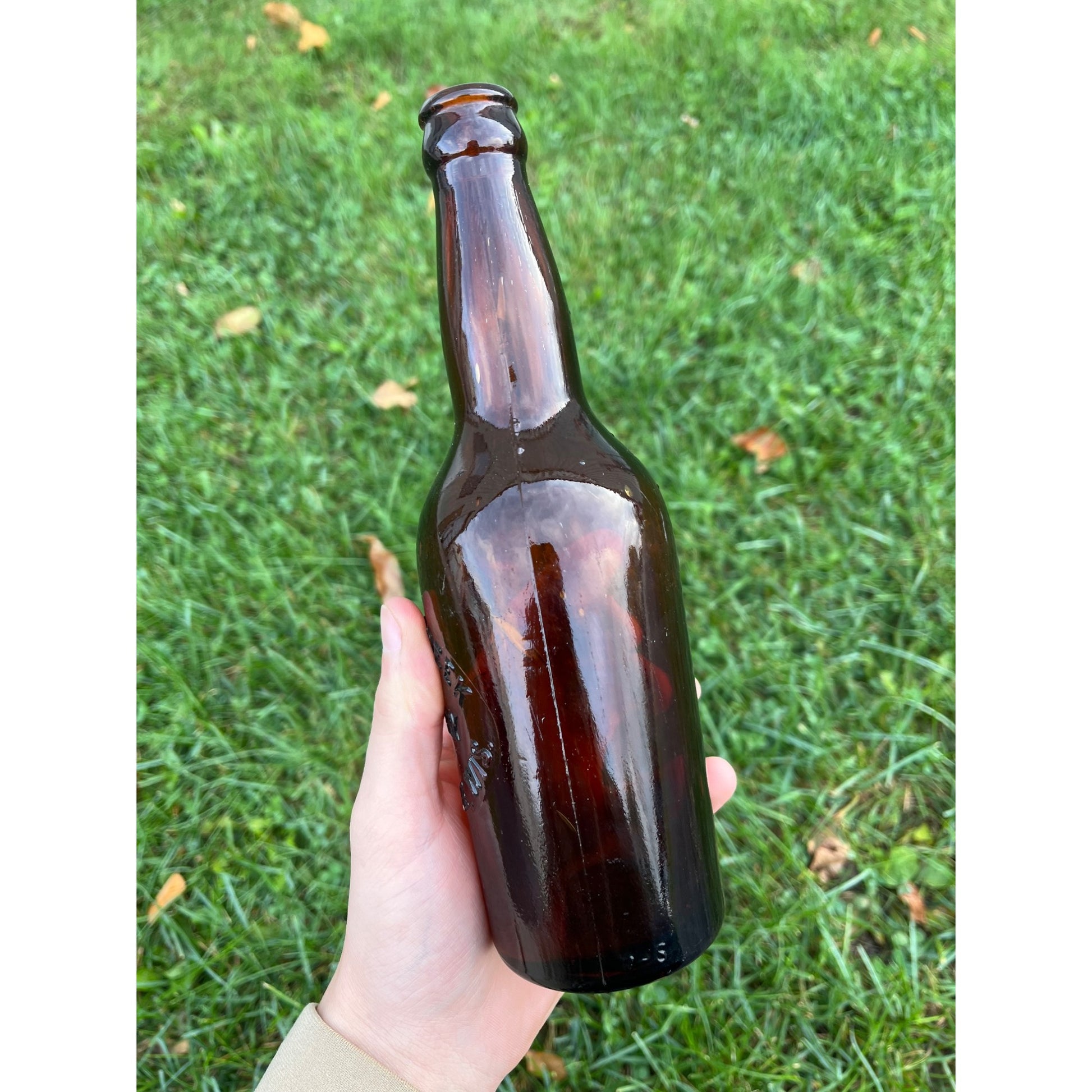 Vintage Silver Creek Brewery Pre-Prohibition Amber Beer Bottle Random Lake Wis