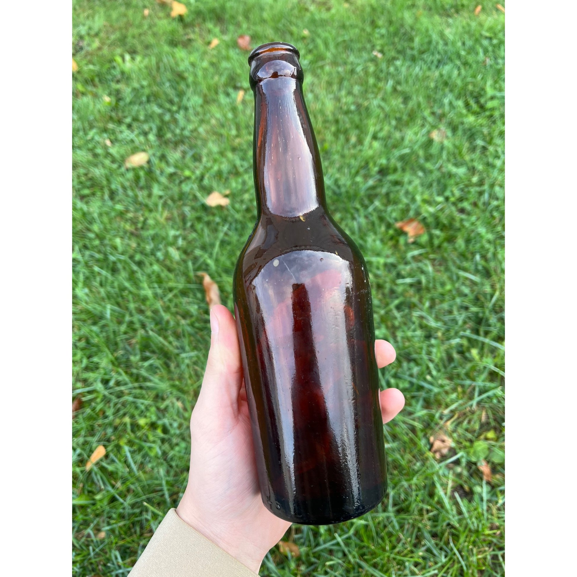 Vintage Silver Creek Brewery Pre-Prohibition Amber Beer Bottle Random Lake Wis
