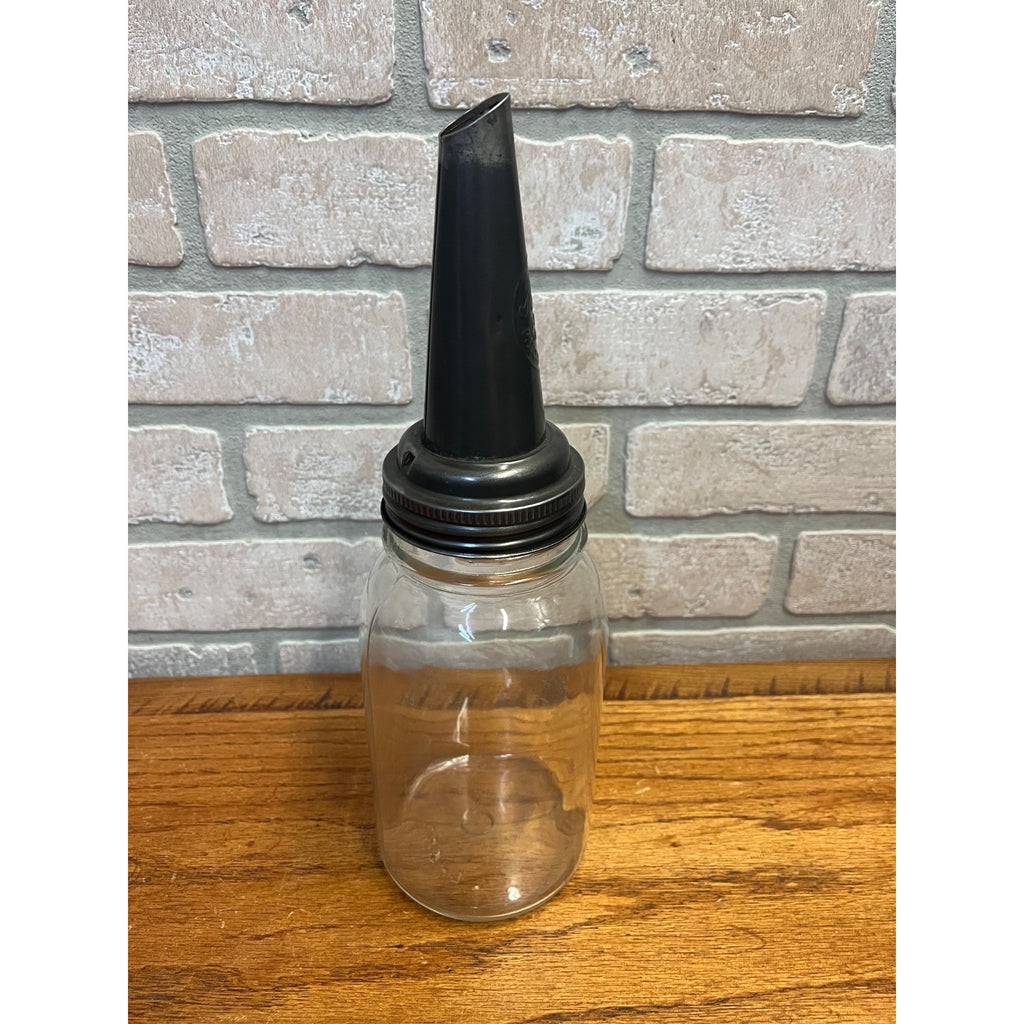 Vintage The Master Glass Oil Jar With Original Metal Pour Spout MFG Co. Litchfield, Illinois 1926