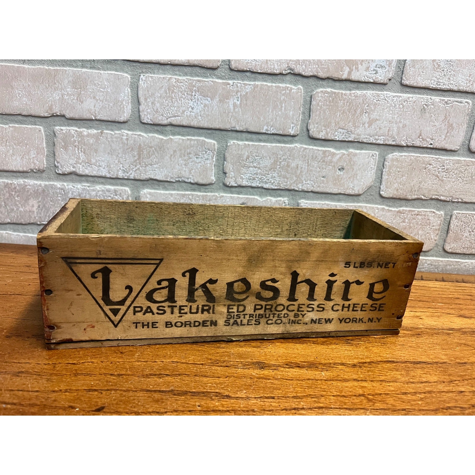 Vintage Cheese Box Lakeshire Bordens Brick 5 Lbs Kitchen Decor