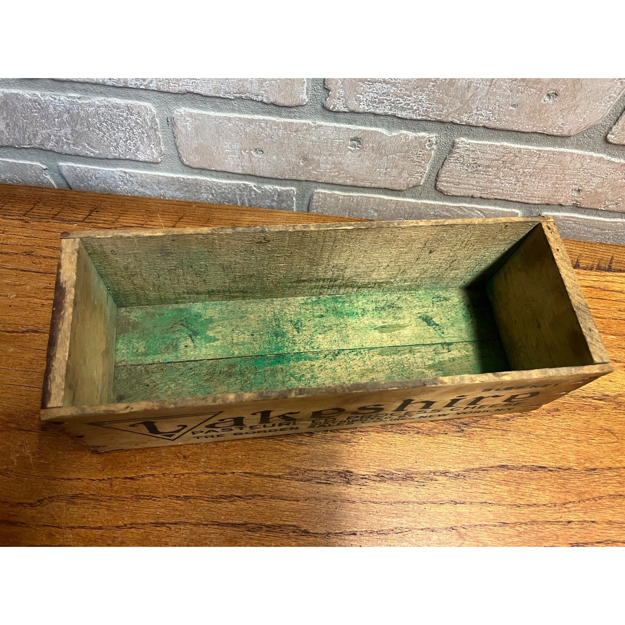 Vintage Cheese Box Lakeshire Bordens Brick 5 Lbs Kitchen Decor