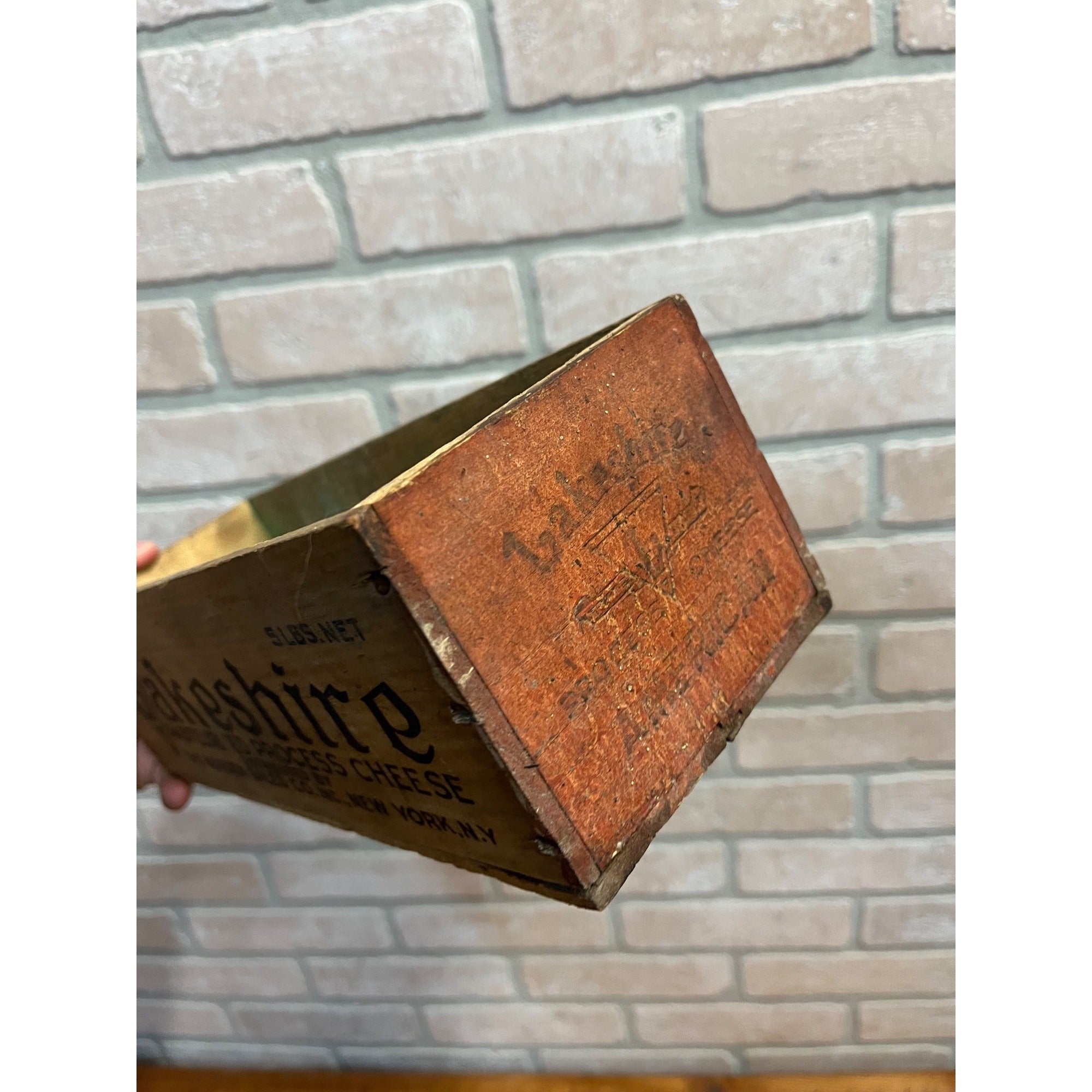 Vintage Cheese Box Lakeshire Bordens Brick 5 Lbs Kitchen Decor