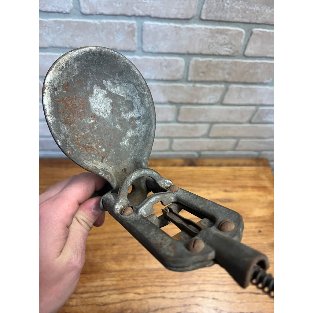 Antique Cherry Pitter/ Seeder Rollman Mfg. Co. Mount Joy ,Pa. Spring Push